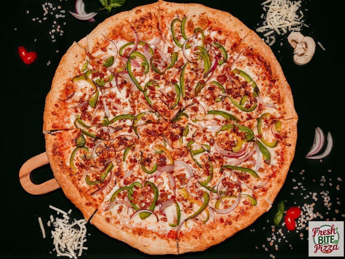 Bacon Pepper Onion XXL.