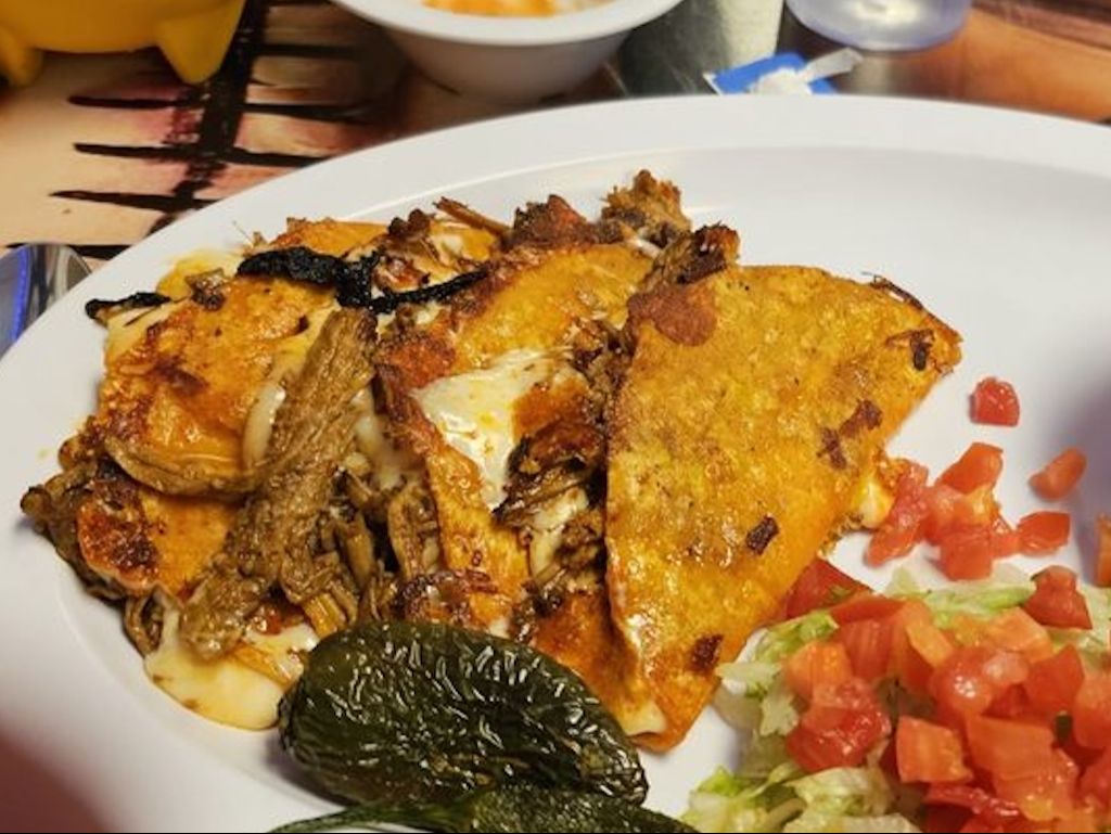 Quesadilla de birria.
