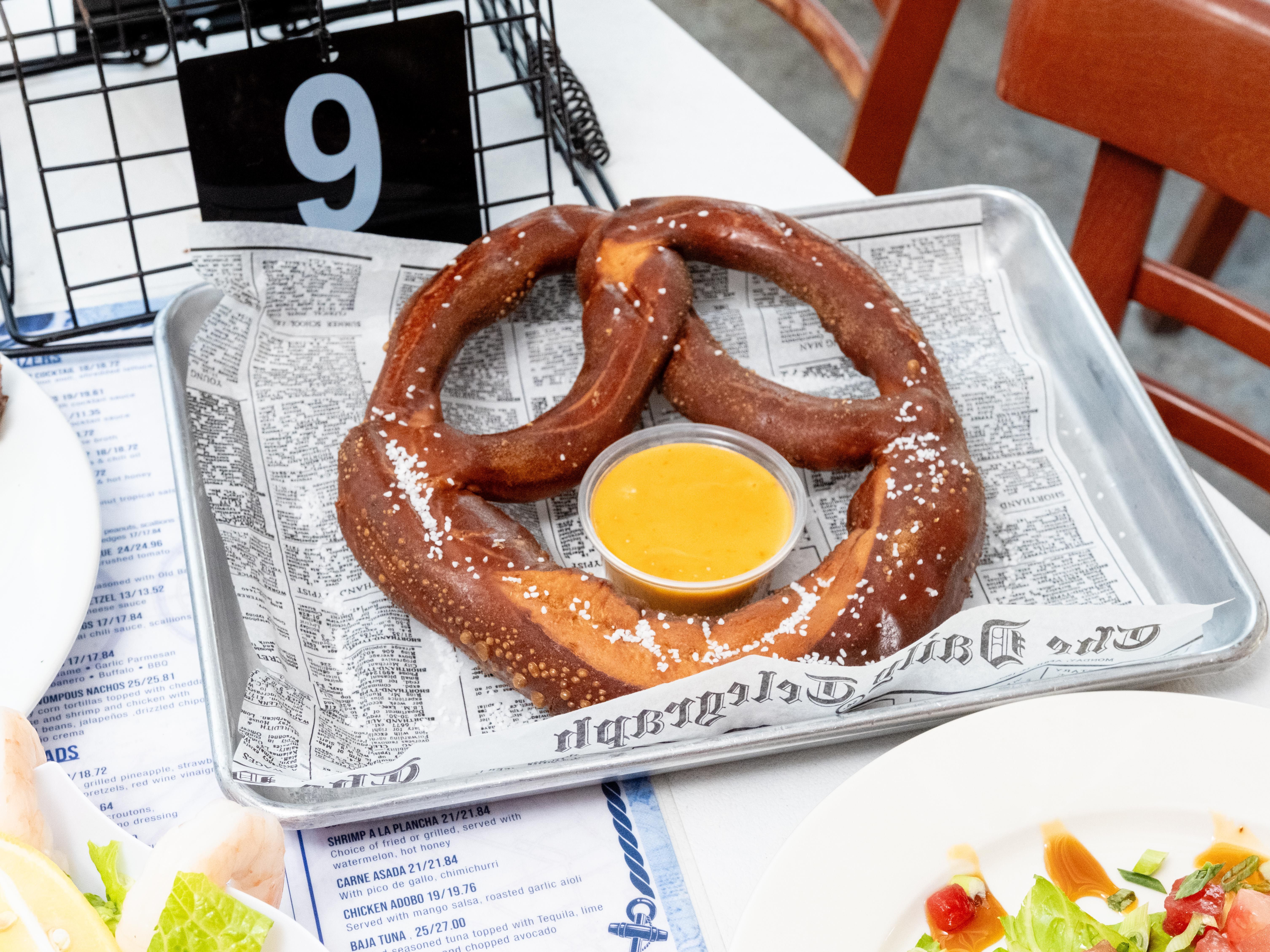 Jumbo Pretzel.