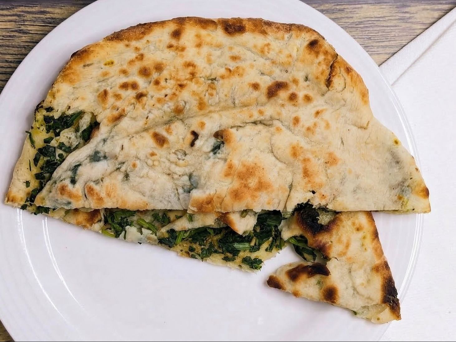 SPINACH NAAN.