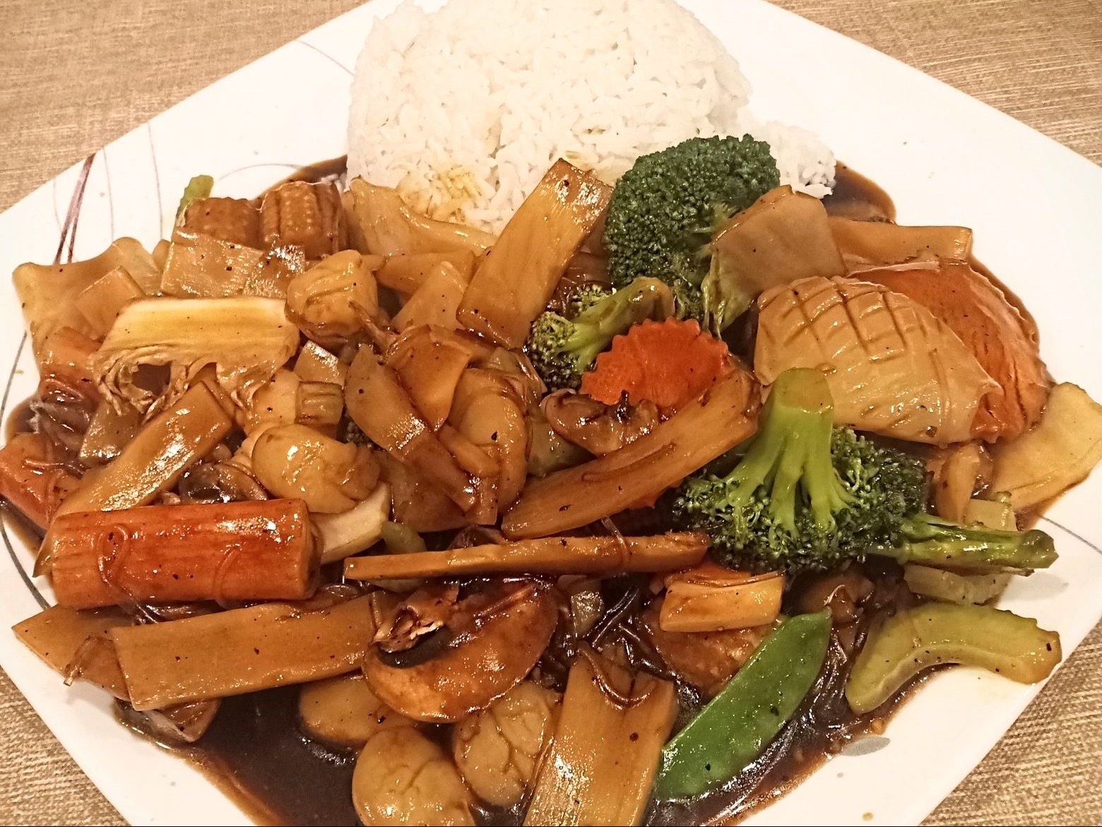 Bangkok Seafood Combo.