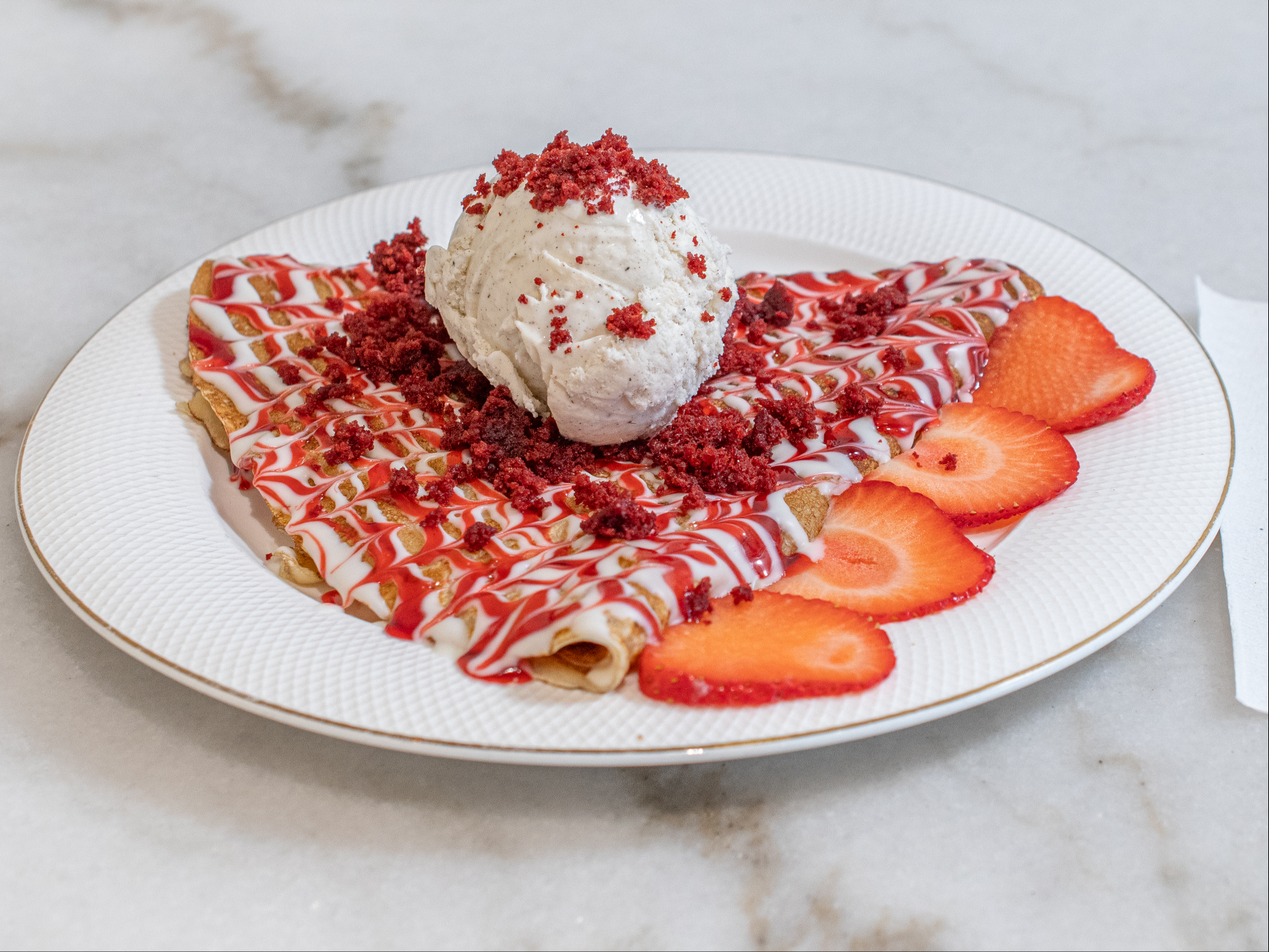 Red Velvet Crêpe.