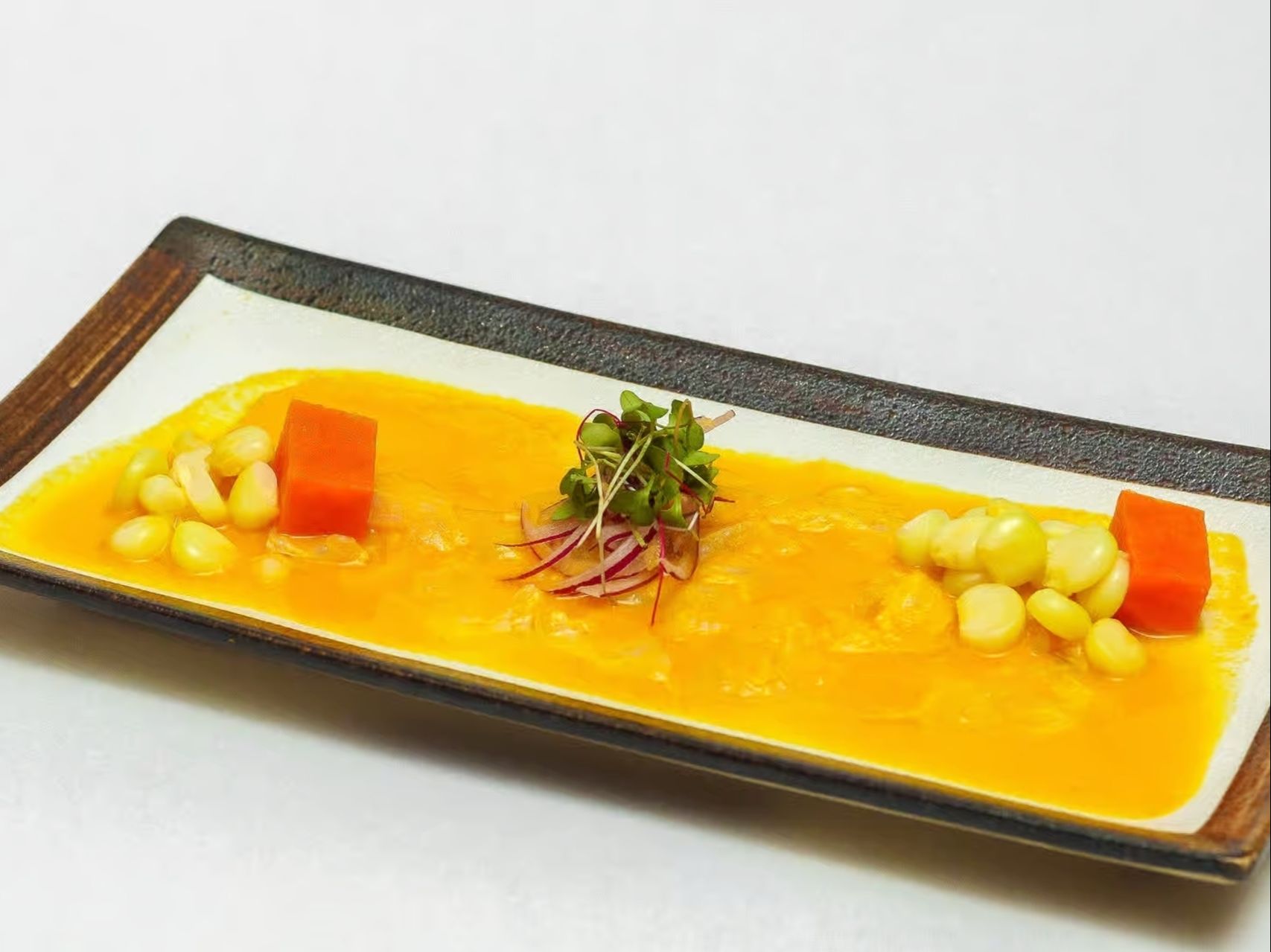 Tiradito Aji Amarillo.