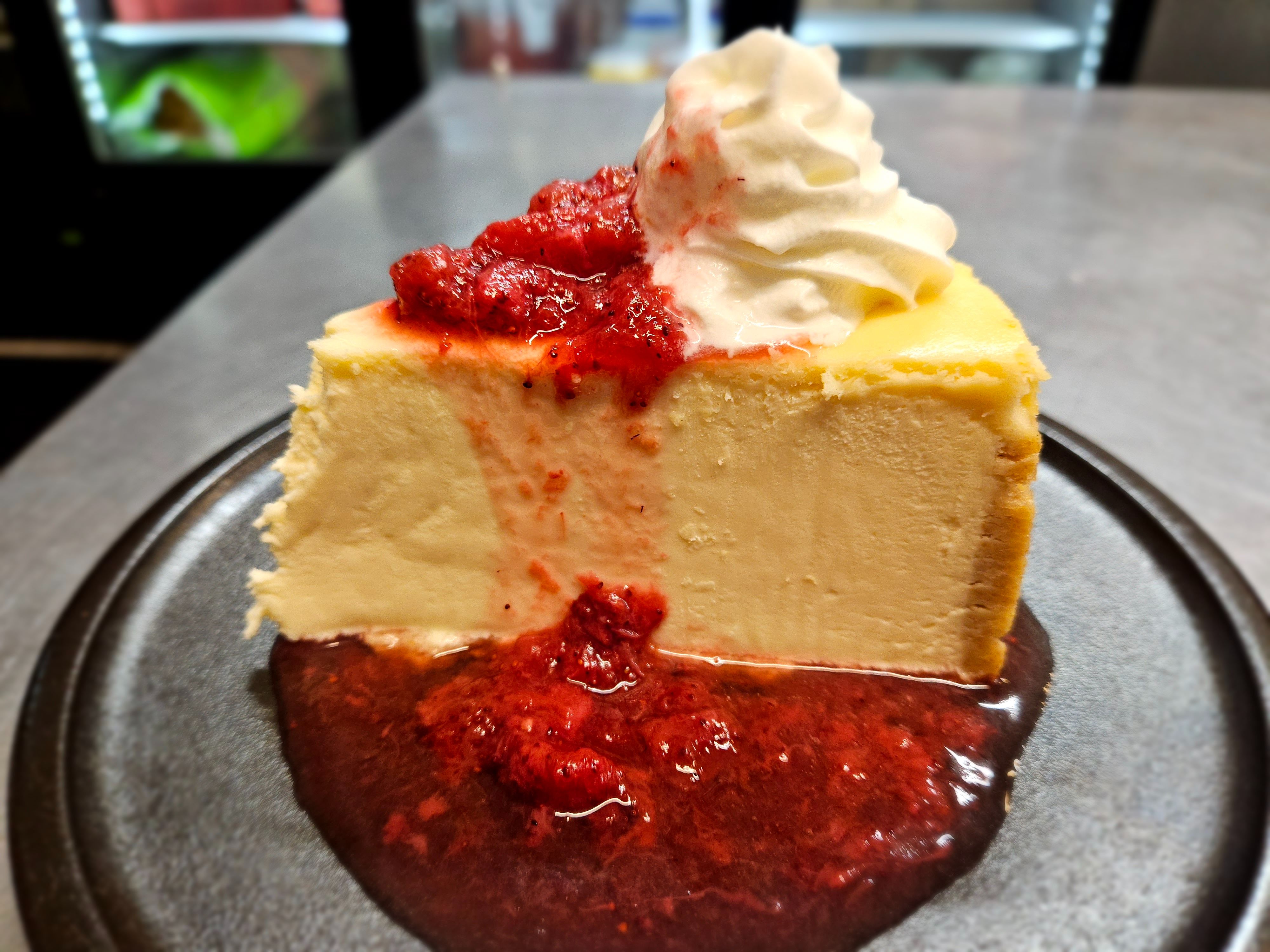 Cheese Cake With Strawberries