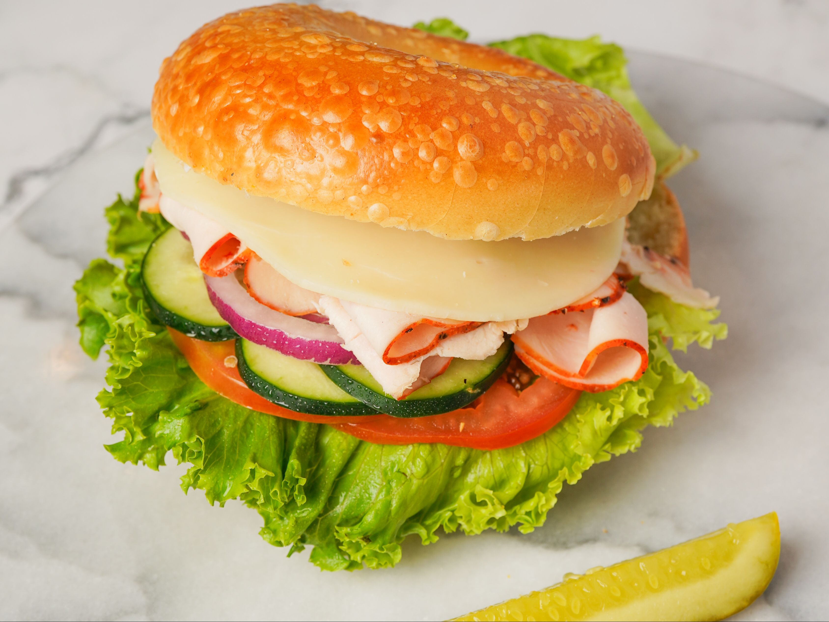 TURKEY VEGGIE SANDWICH.