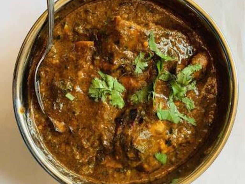 Gongura Chicken Curry (Medium, Thigh Meat).