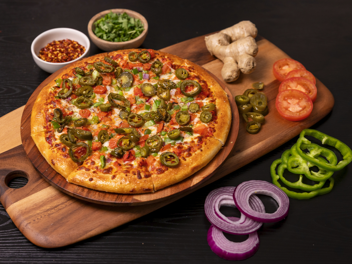 Butter Paneer Masala Pizza