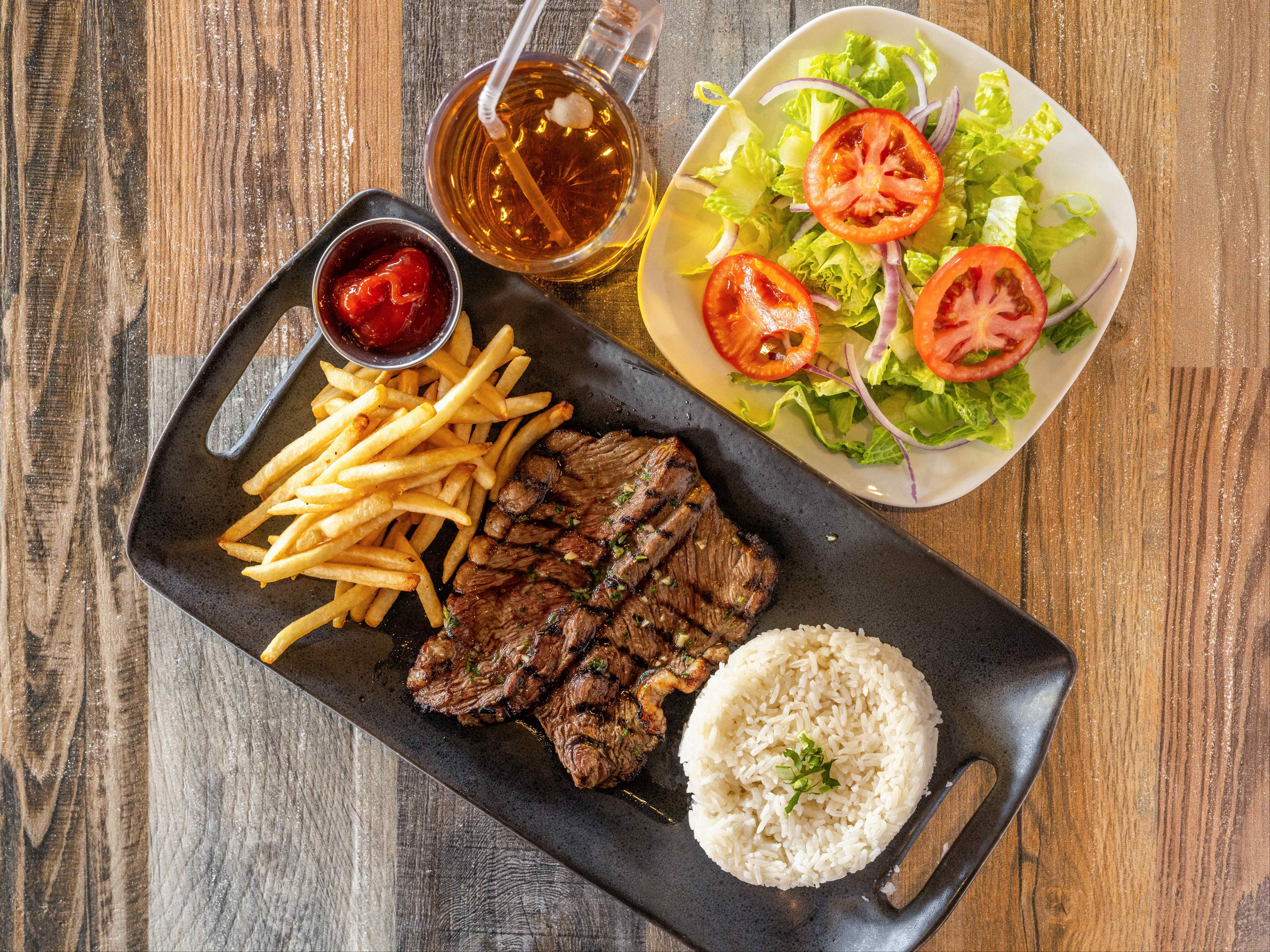 Ensalada De Steak