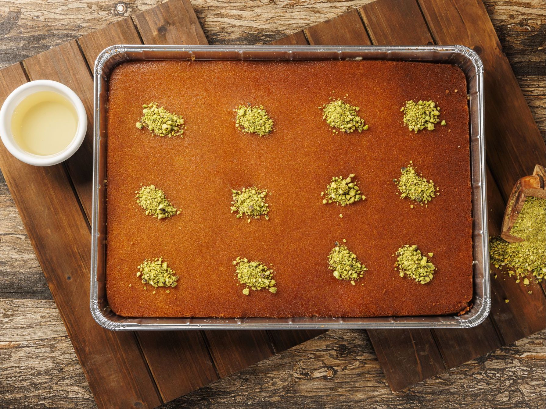 Brown Kunafa Large W/ Kaak