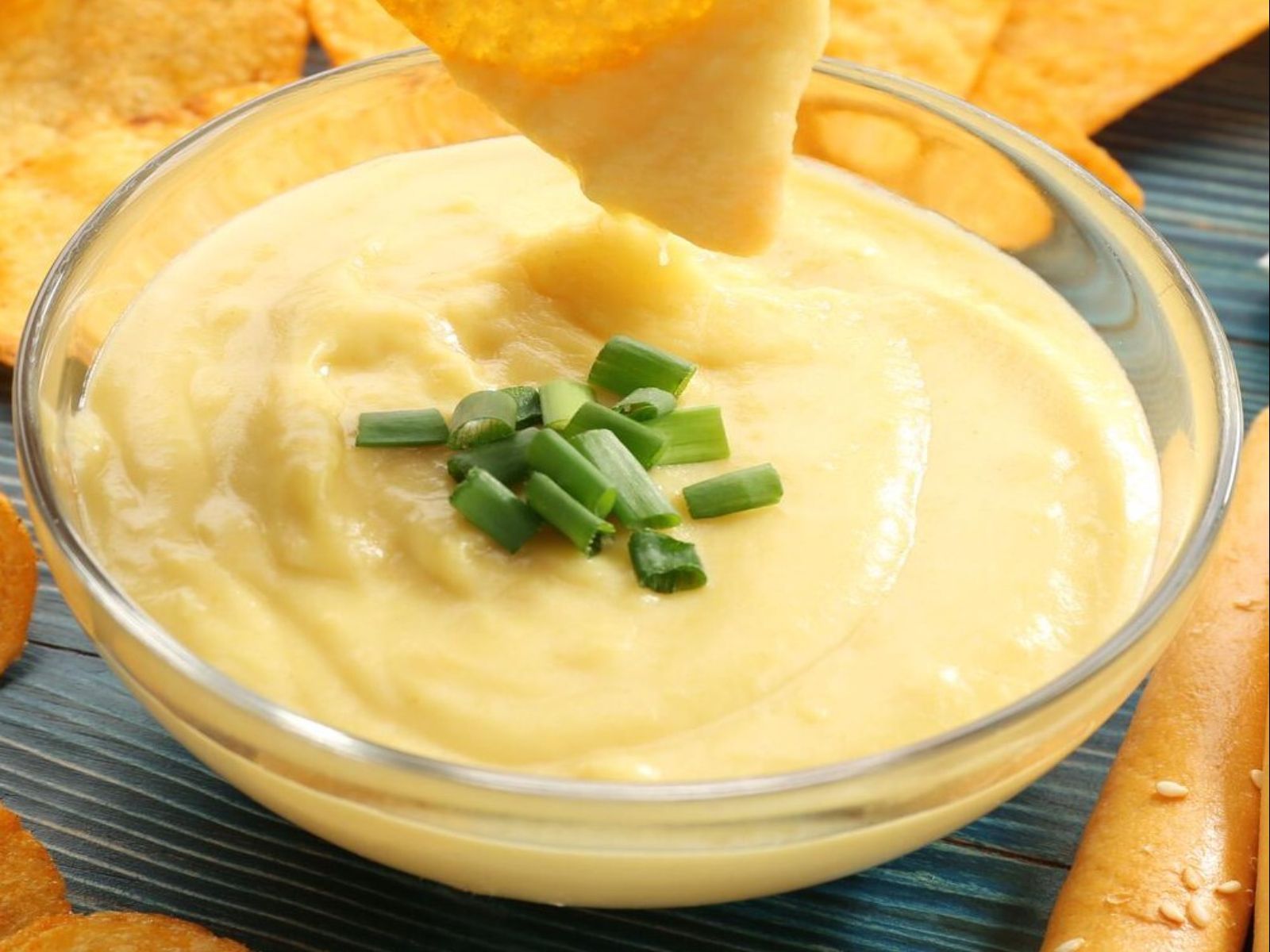 QUESO.