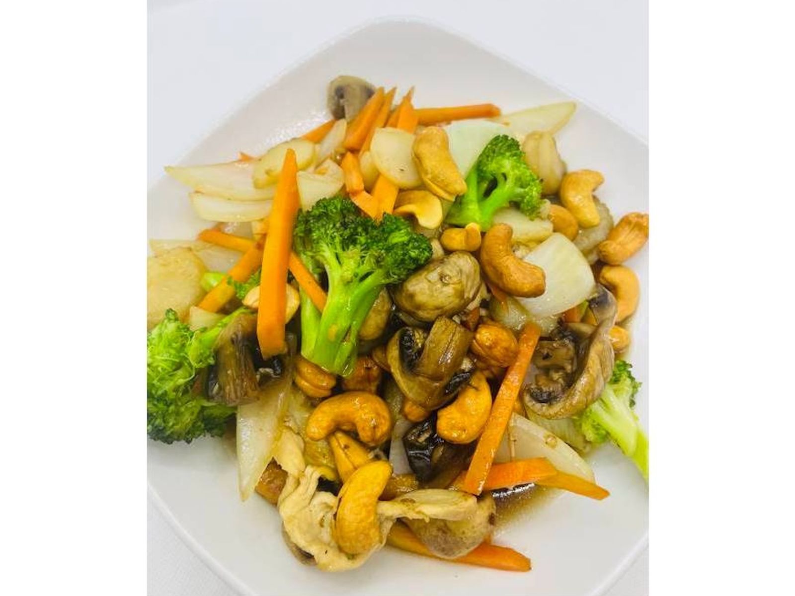 42. Pad Cashew Nut.