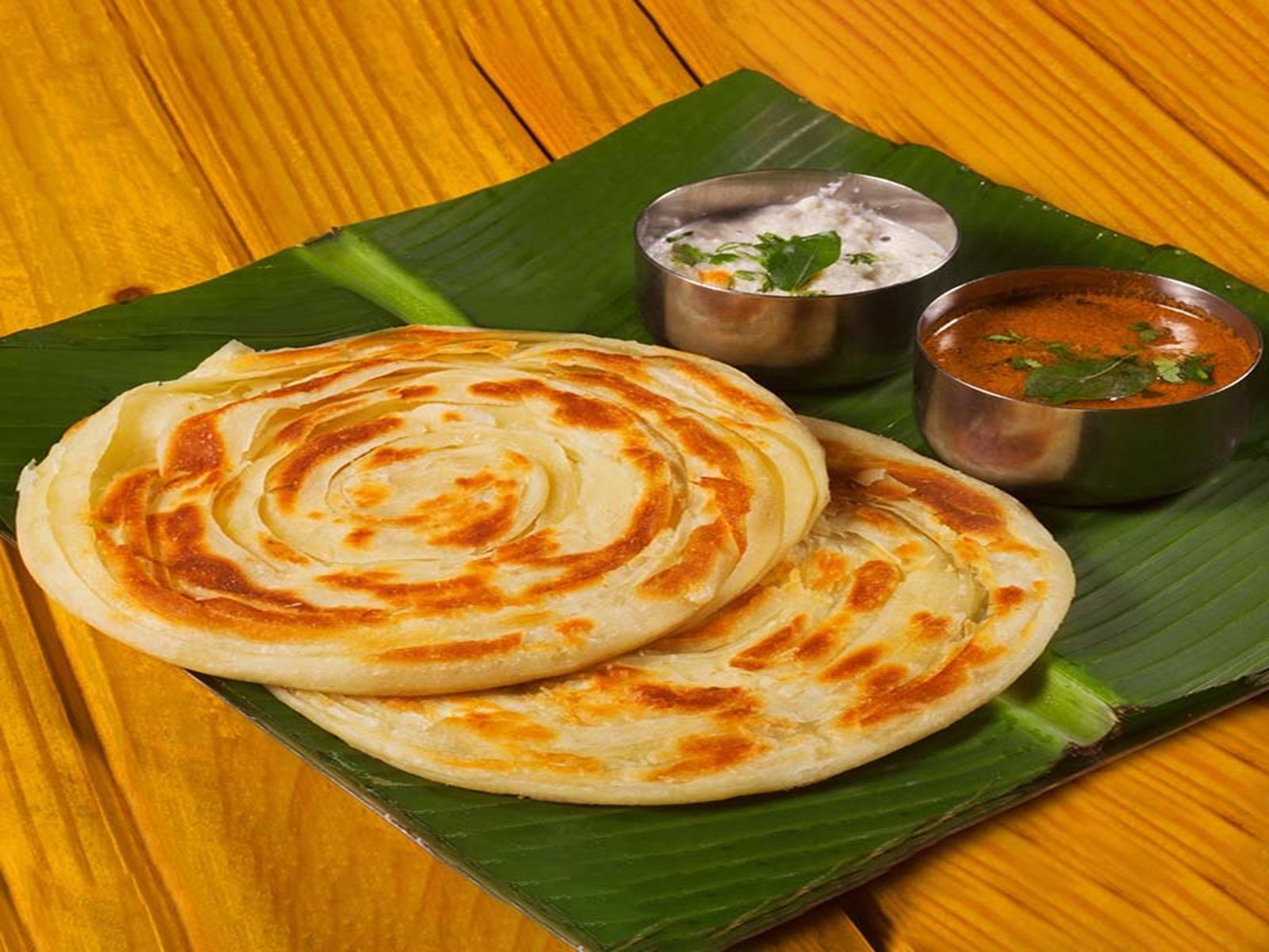 Malabar Parotta With Chicken Salna 2pc