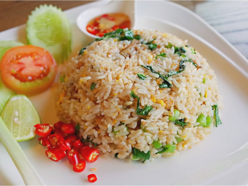 45. Cơm Chiên Đậu Hủ /Fried Rice w/Tofu.