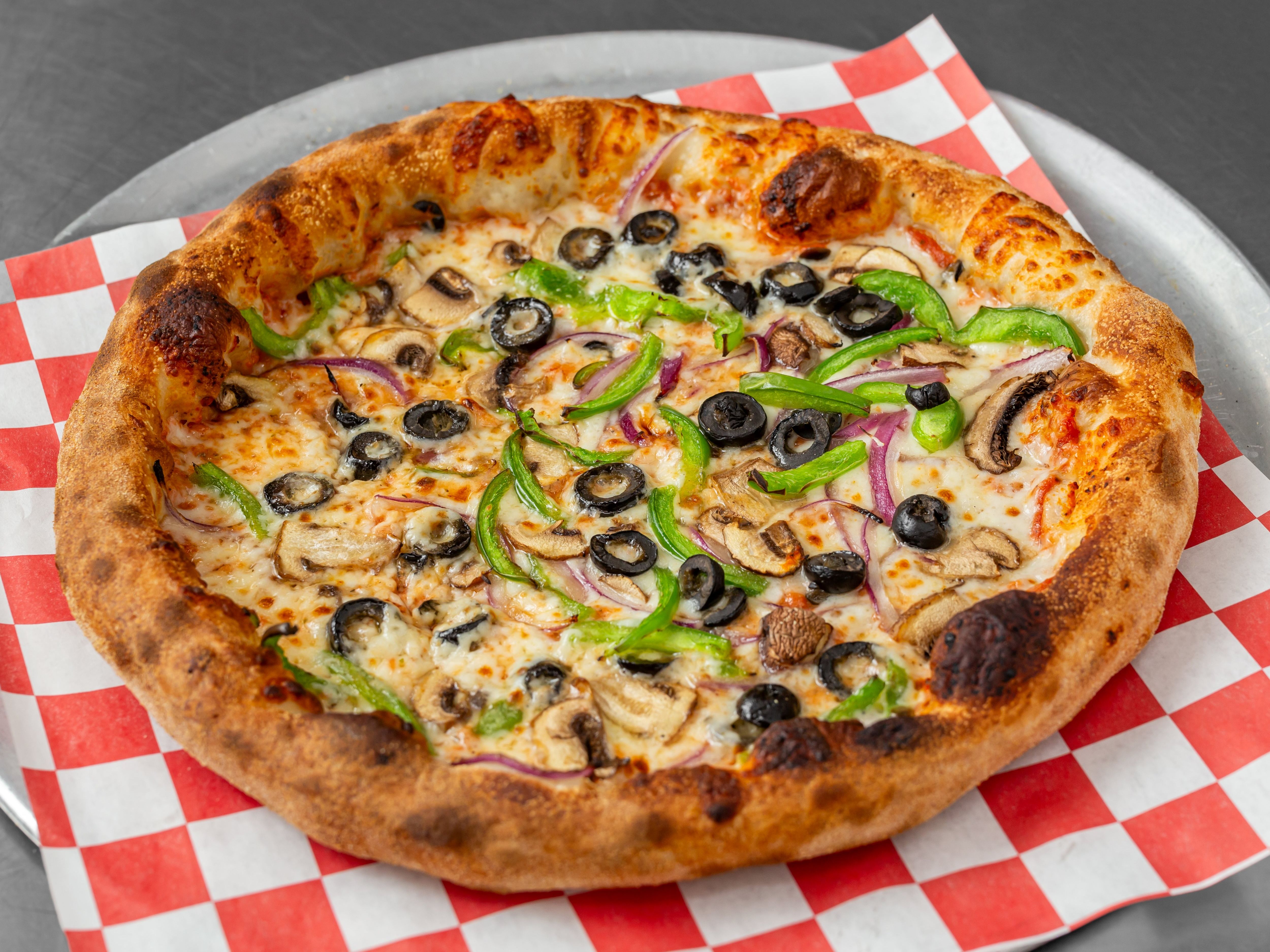 14" Veggie Lovers Pizza