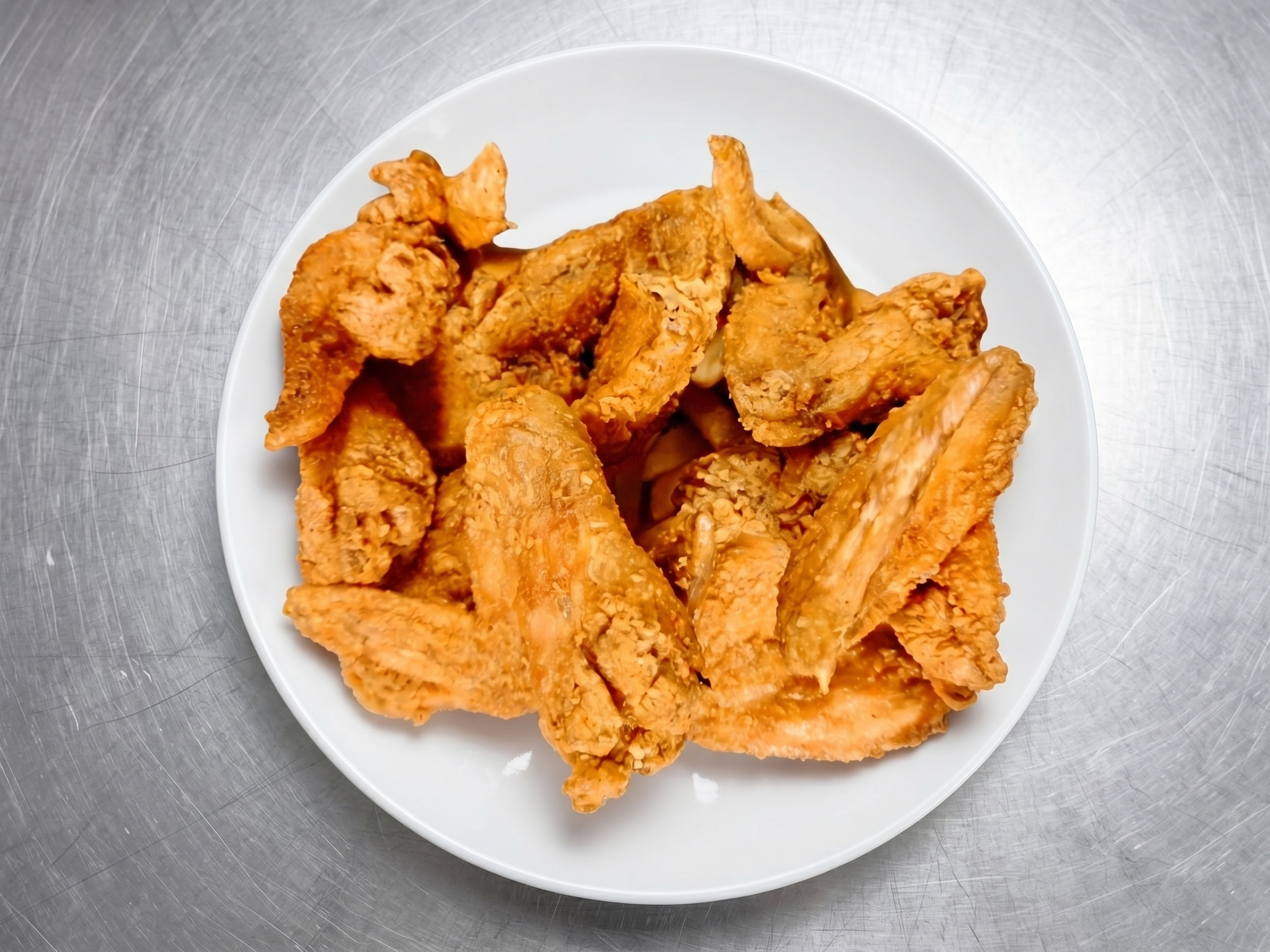 12 Wing Bucket.