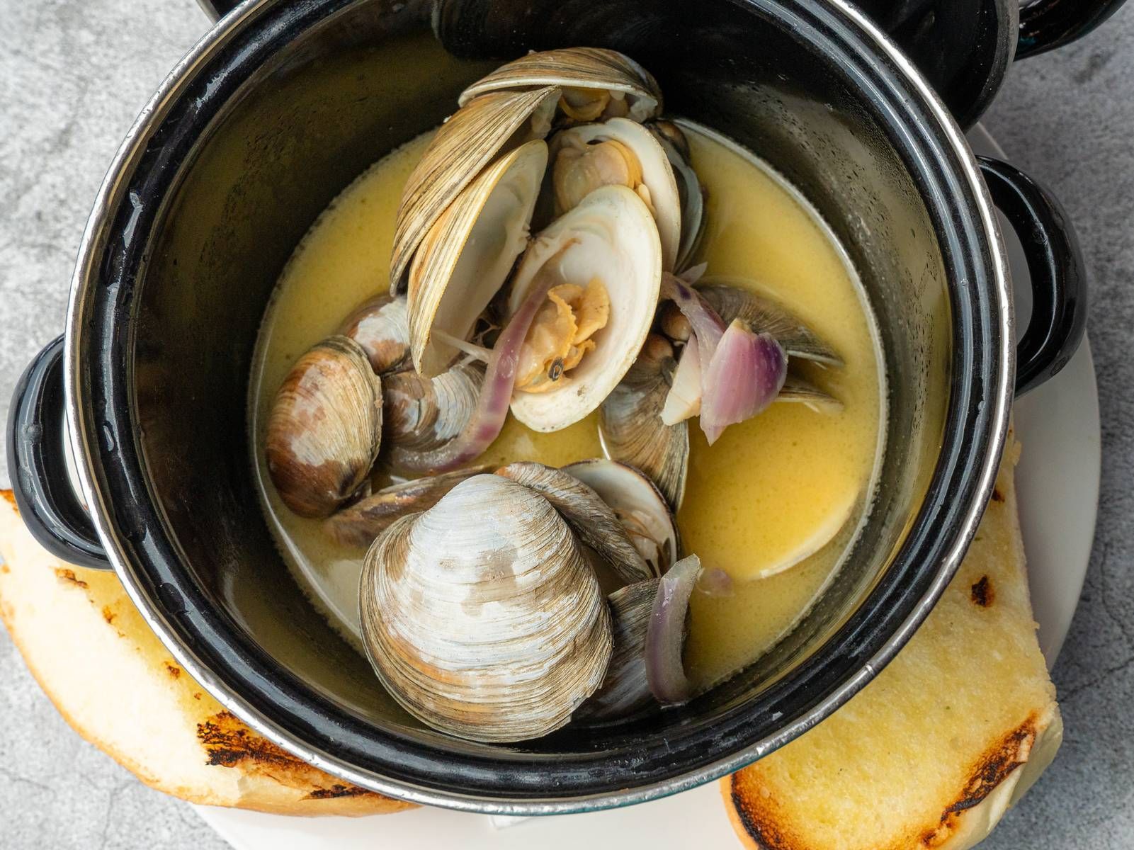 Clams Oreganta.