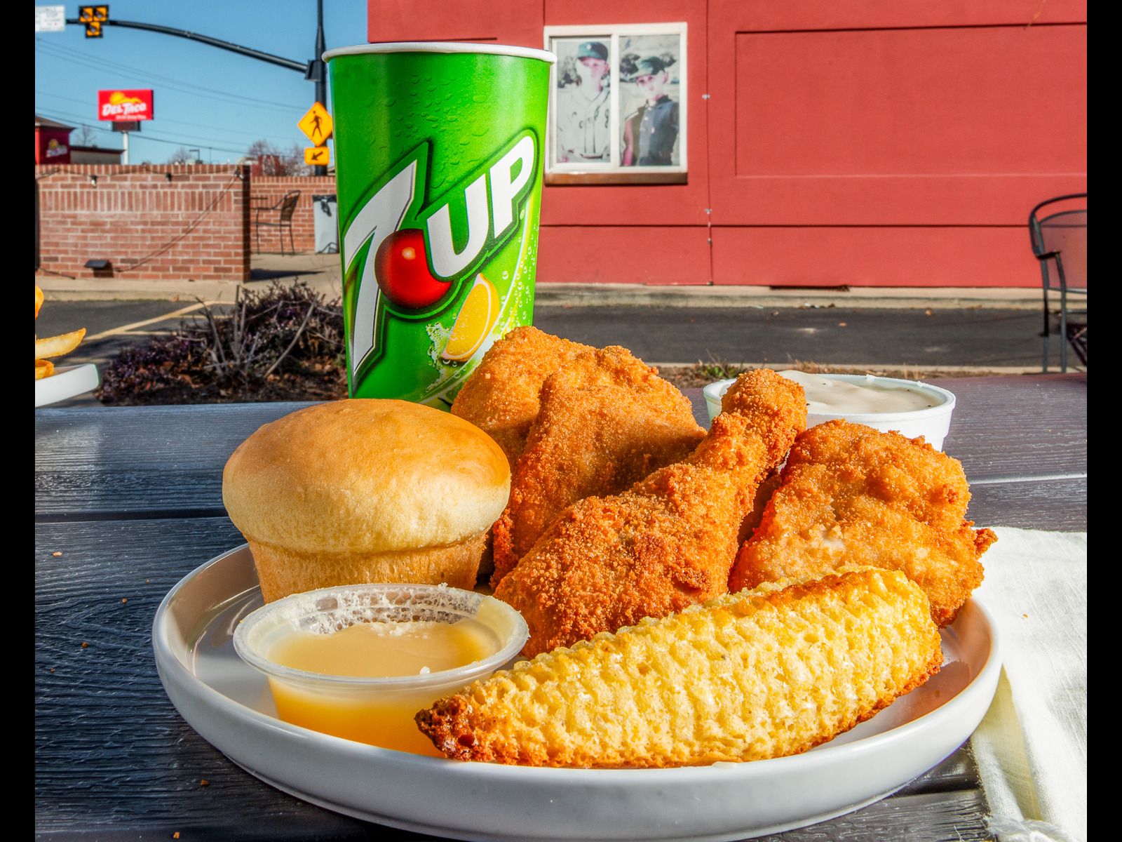 Wing It: Crispy Fried Chicken Delights