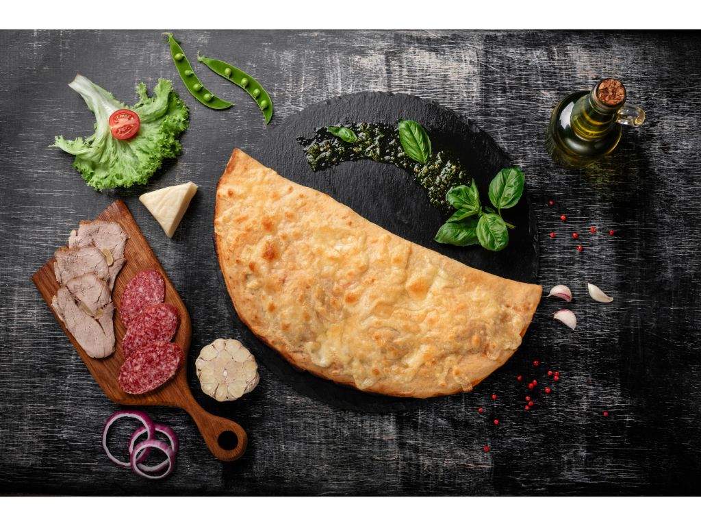 SPINACH & FETA CALZONE w/Marinara Sauce