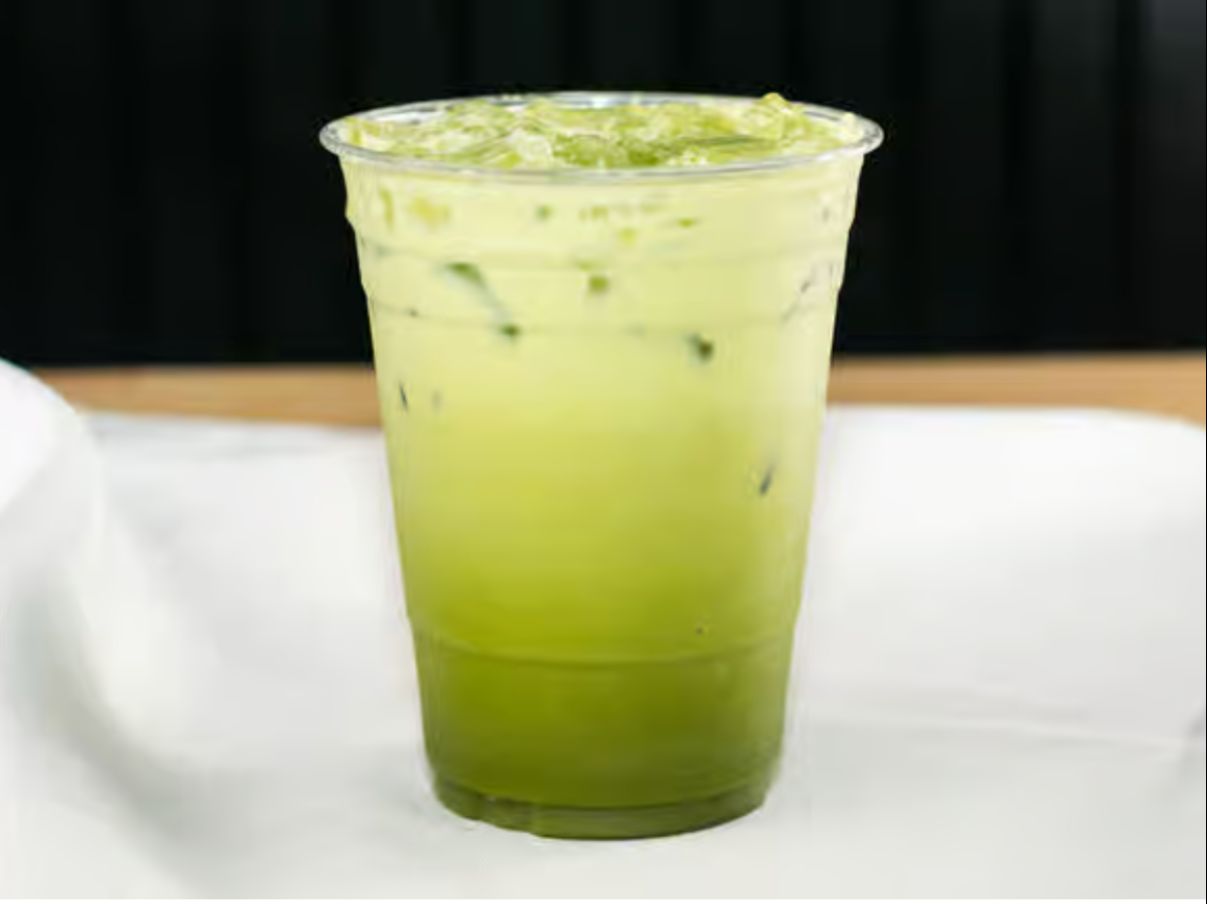 Green Thai Iced Tea (L).