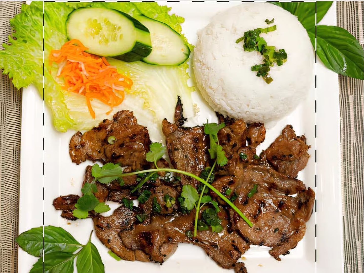 C59. Rice w/ Grilled Chicken.