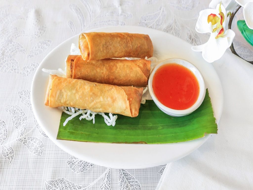 SPRING ROLLS (3) V