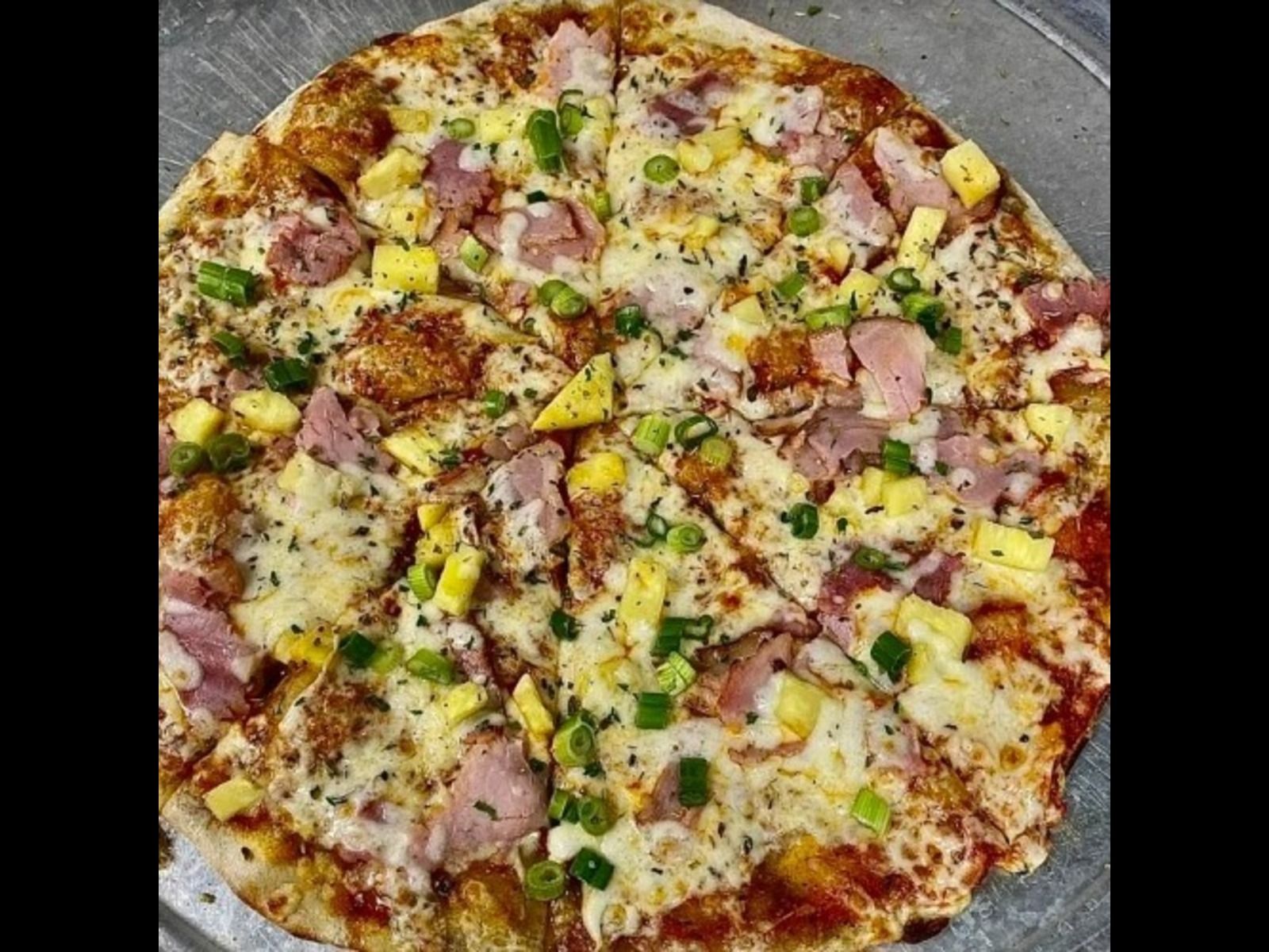 Hawaiian Pizza - Half Moon