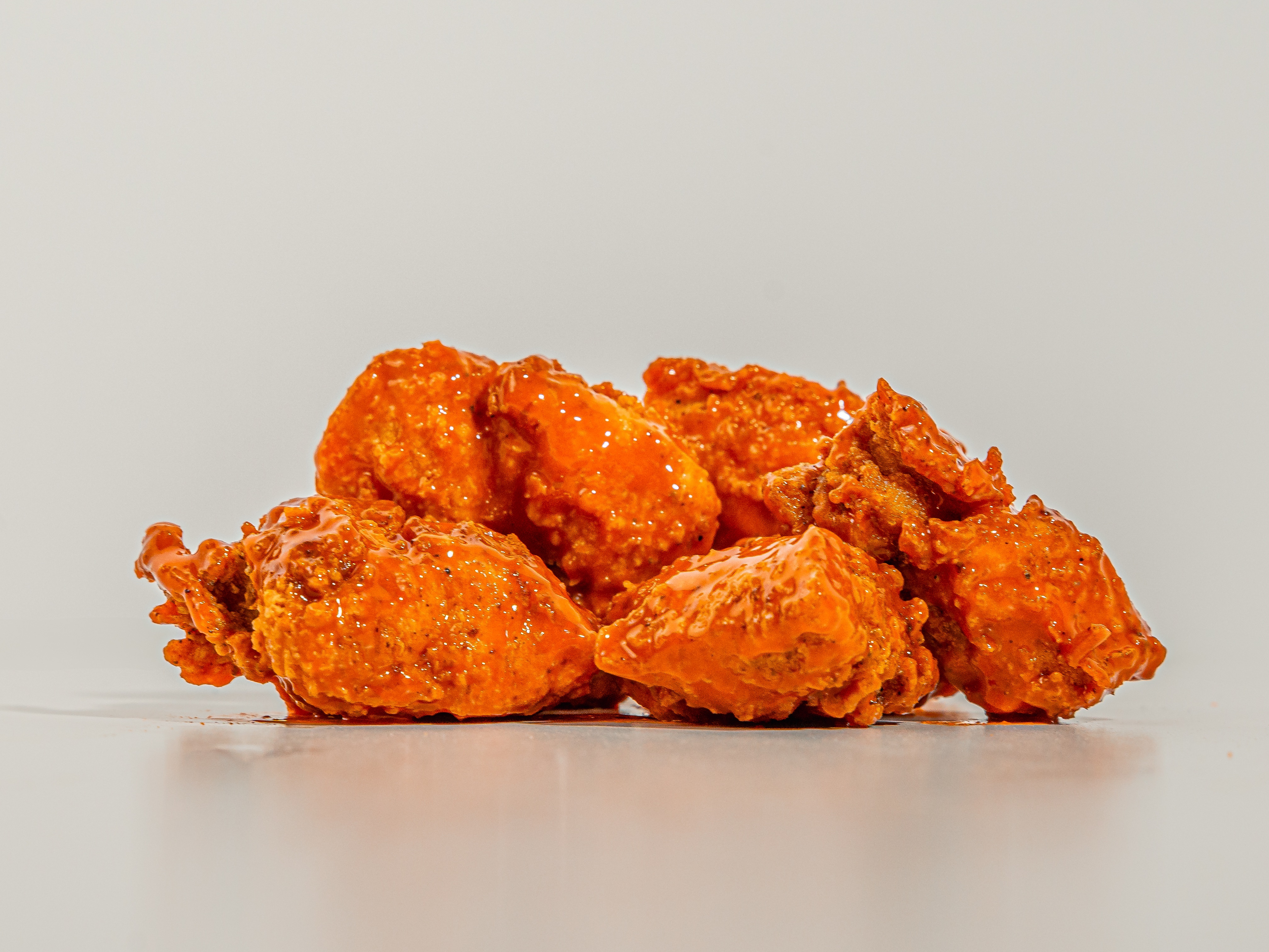 Tray Boneless Wings (60 pc).