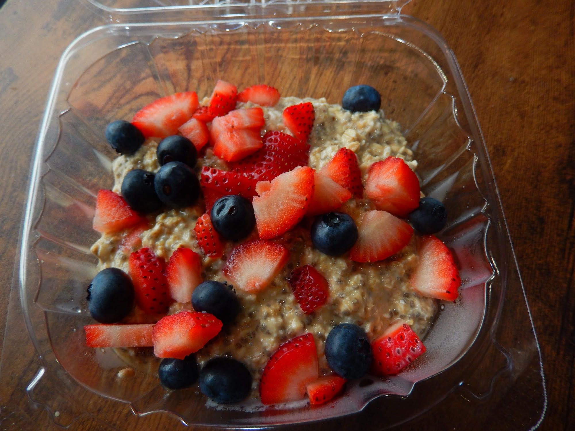 Overnight Oats (GF) W/ Fresh Berries.