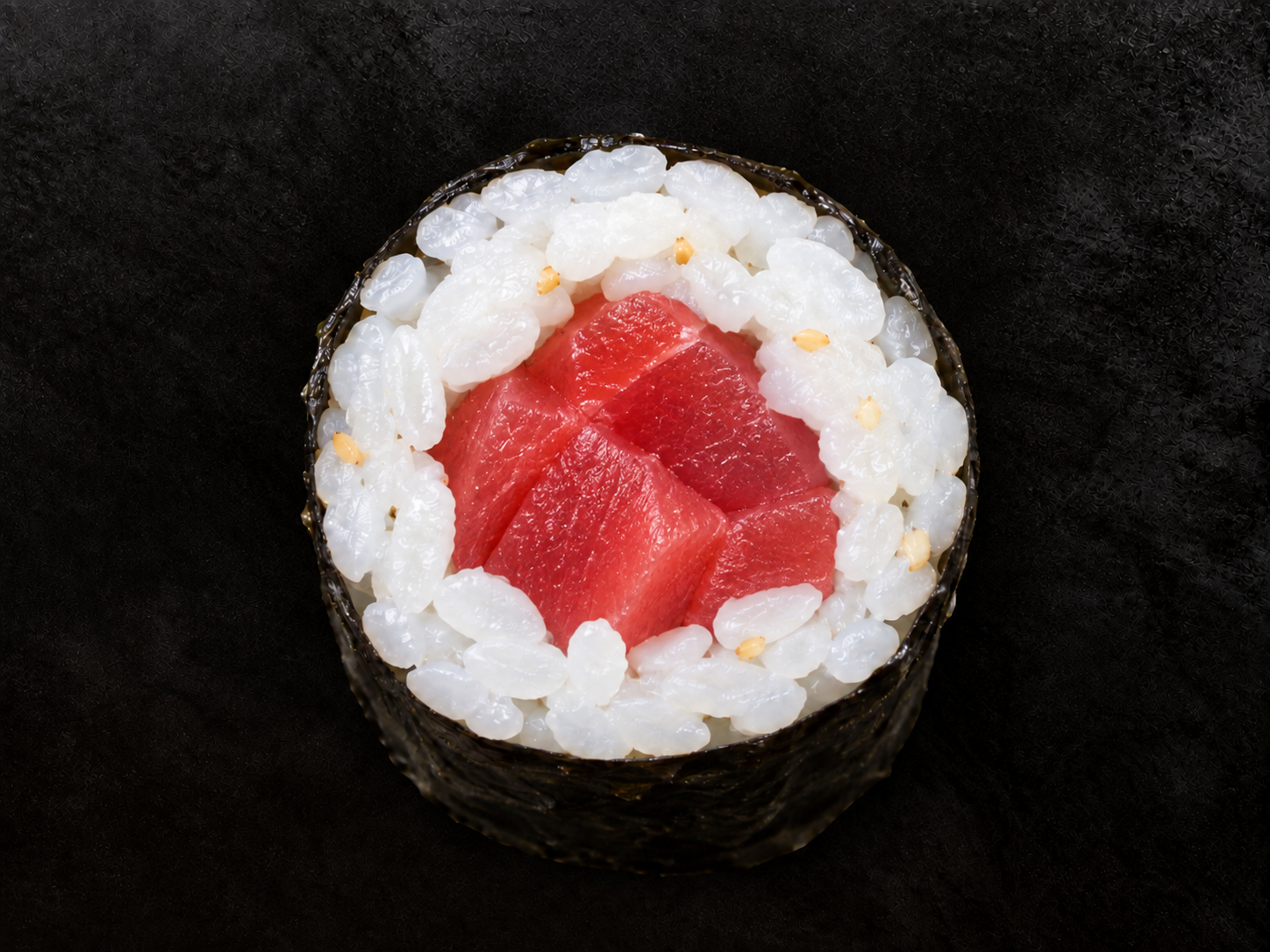 Tuna Roll*.