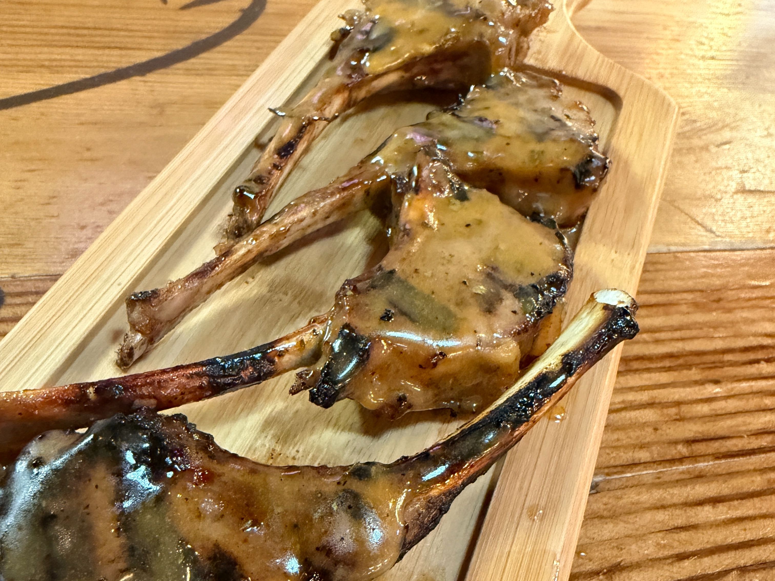 4 Peri Costeletas.