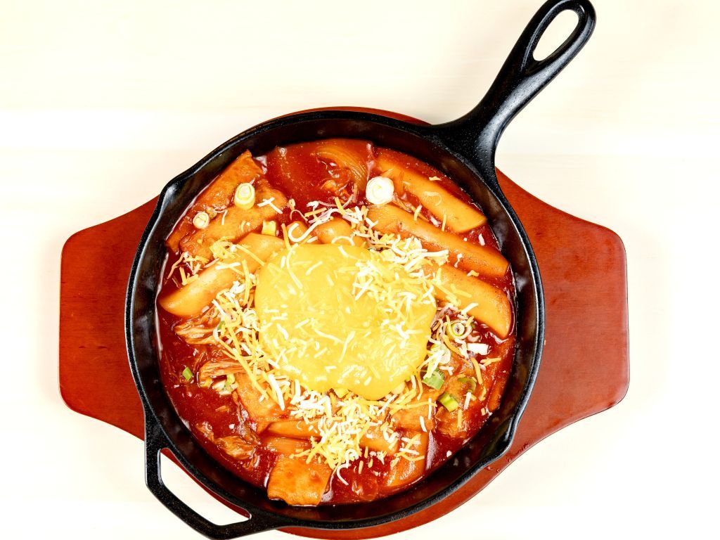 Cheese Tteokbokki-치즈떡볶이.