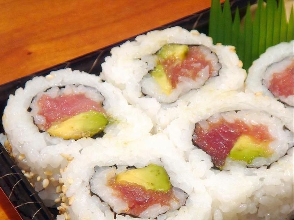 Tuna Avocado Roll