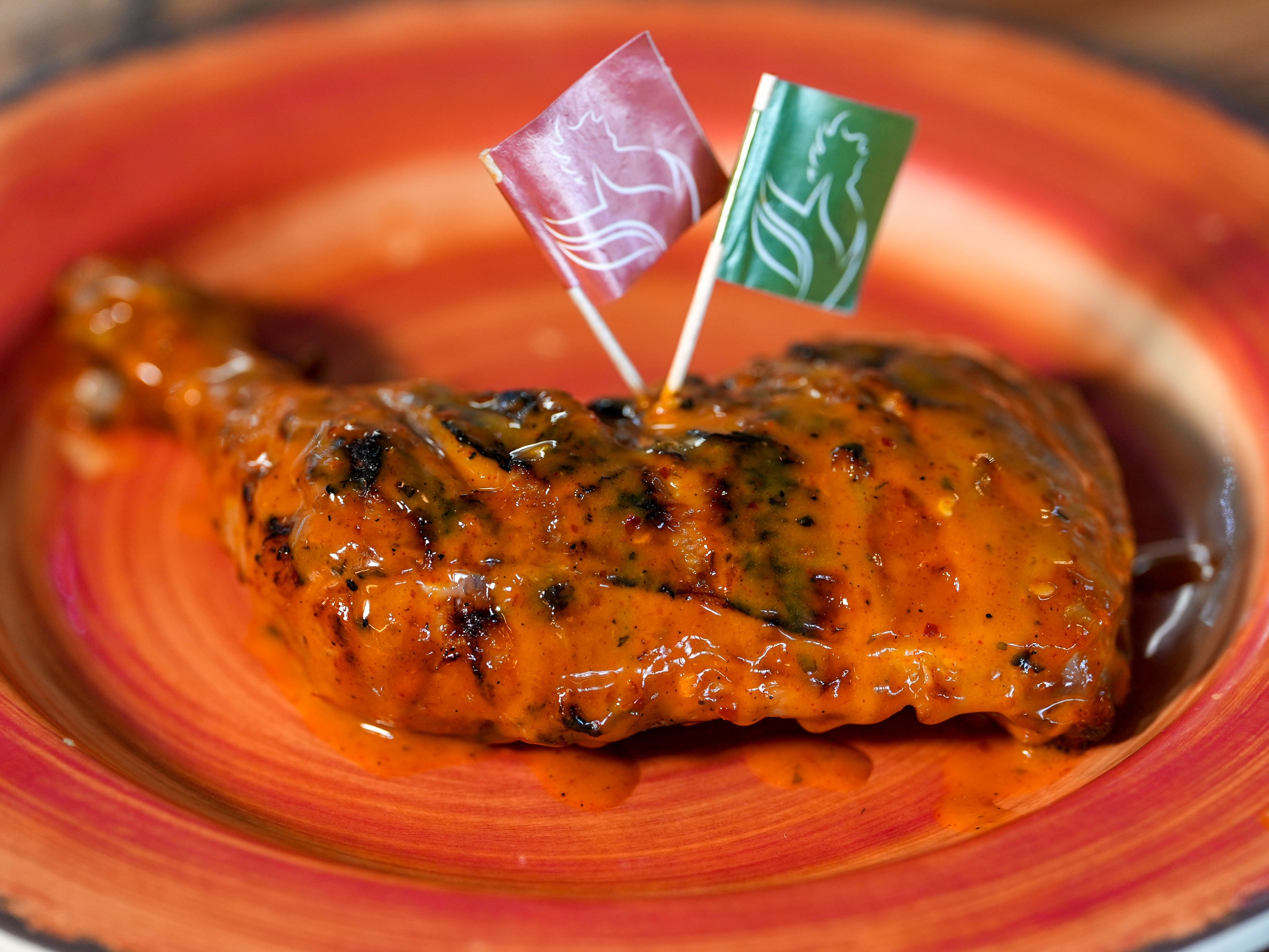 1/4 Chicken: Leg & Thigh.