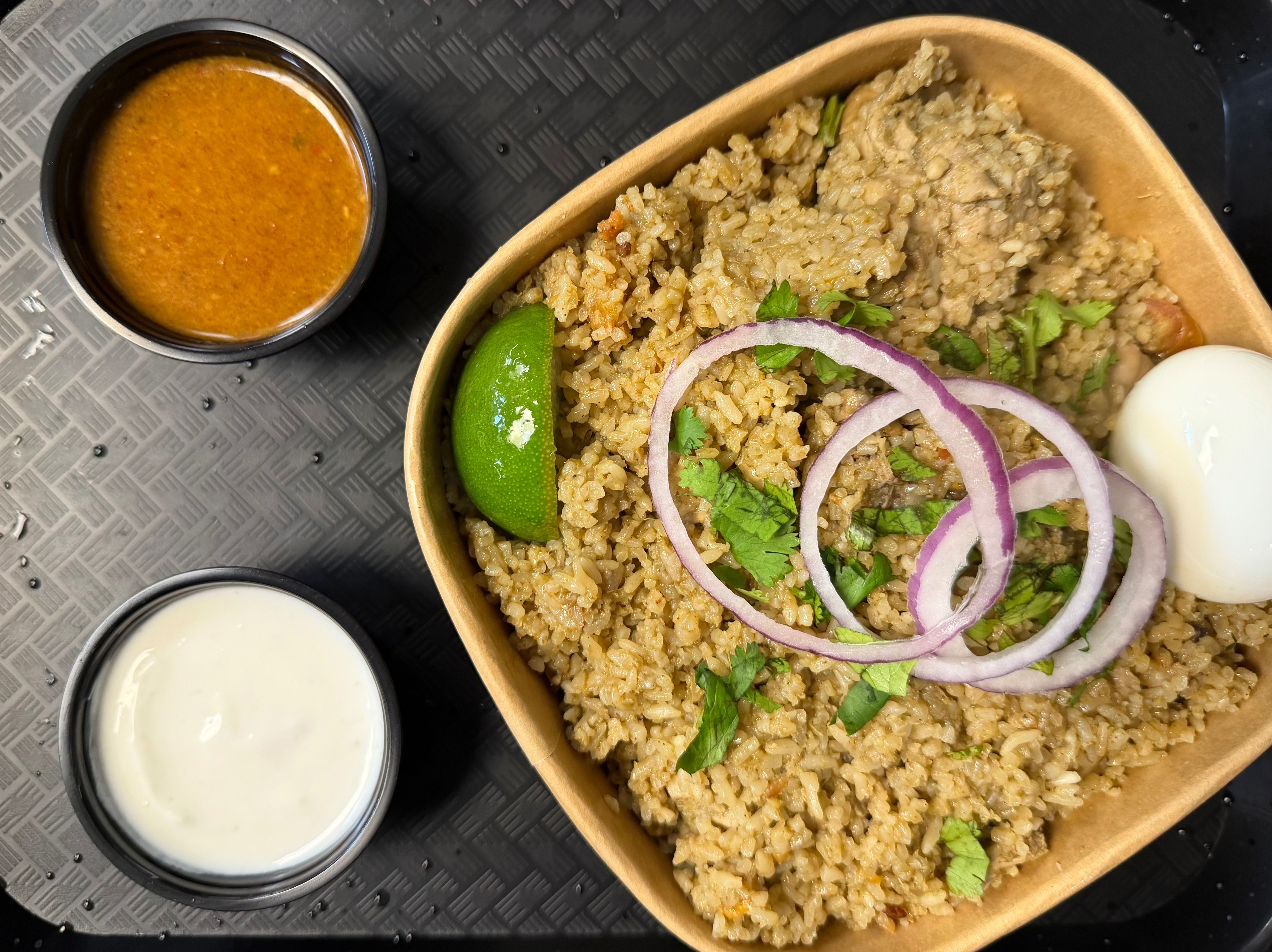 Chicken Thalapakatti Biryani.