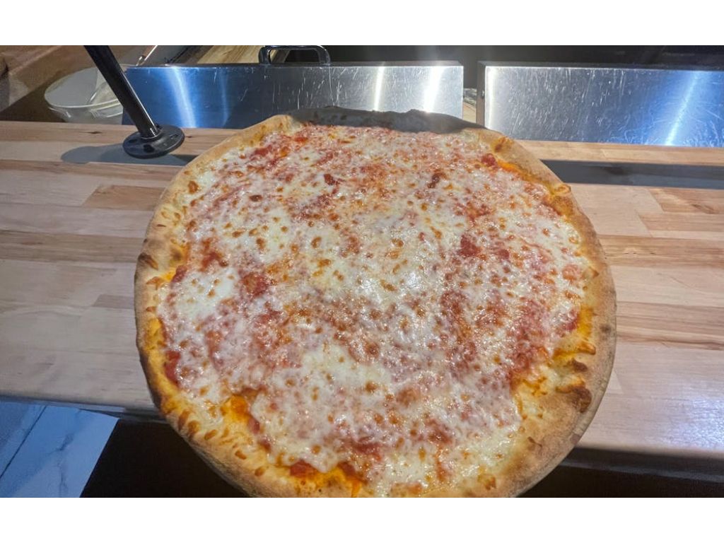 Cheese Pizza Large 16".