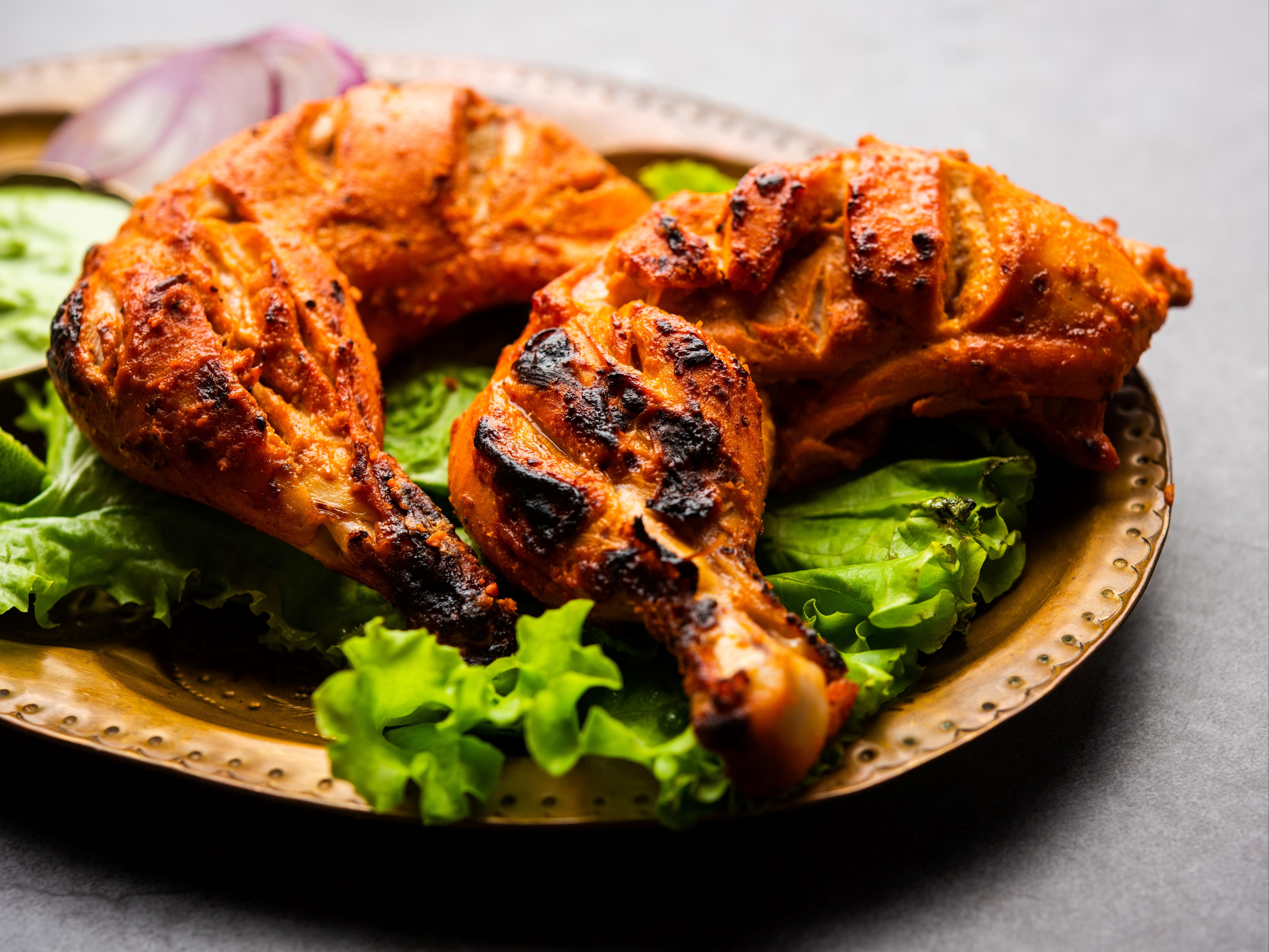 Murgha Tandoori (Tandoori Chicken).