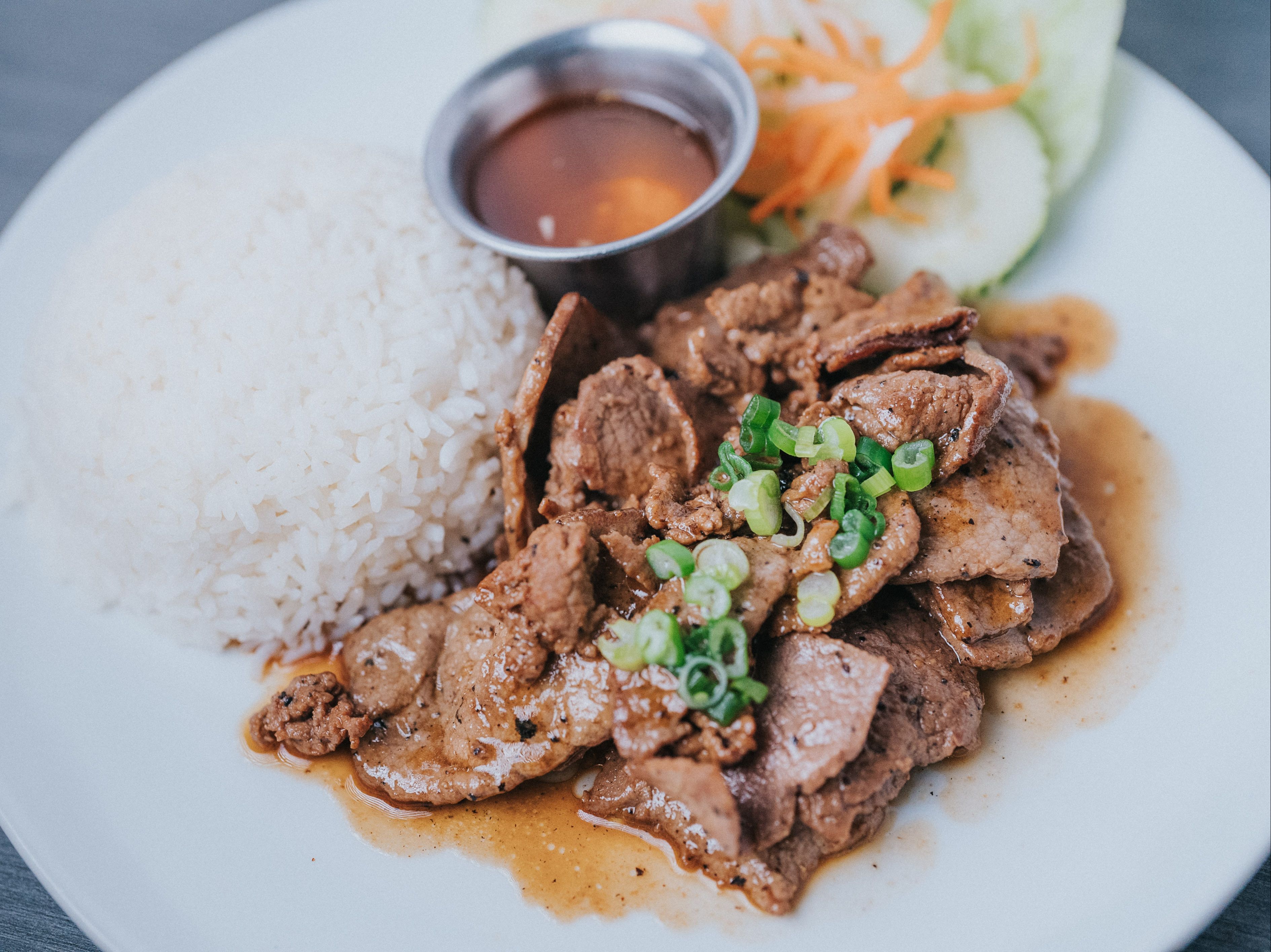 R5 - Grilled Beef Rice.