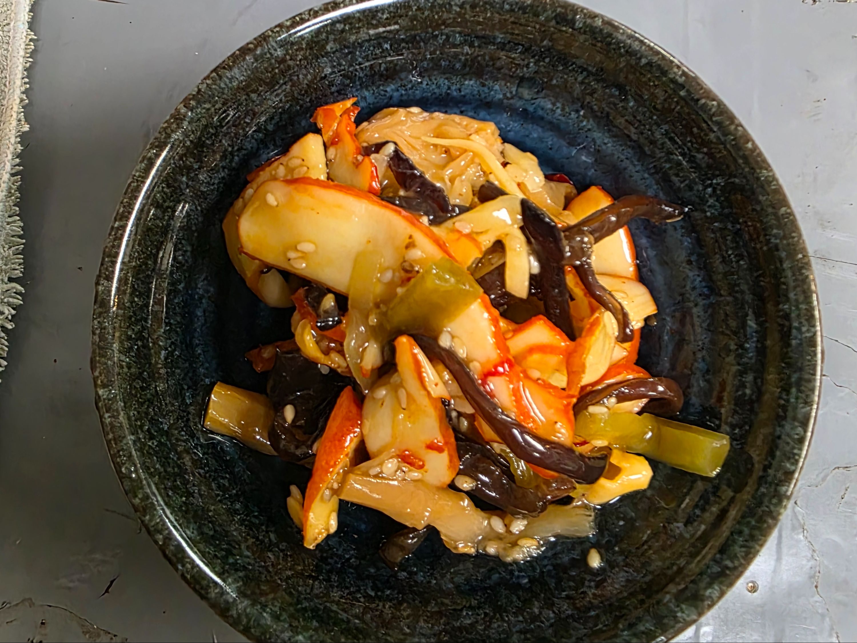 **TO GO** S2. Ika Salad.