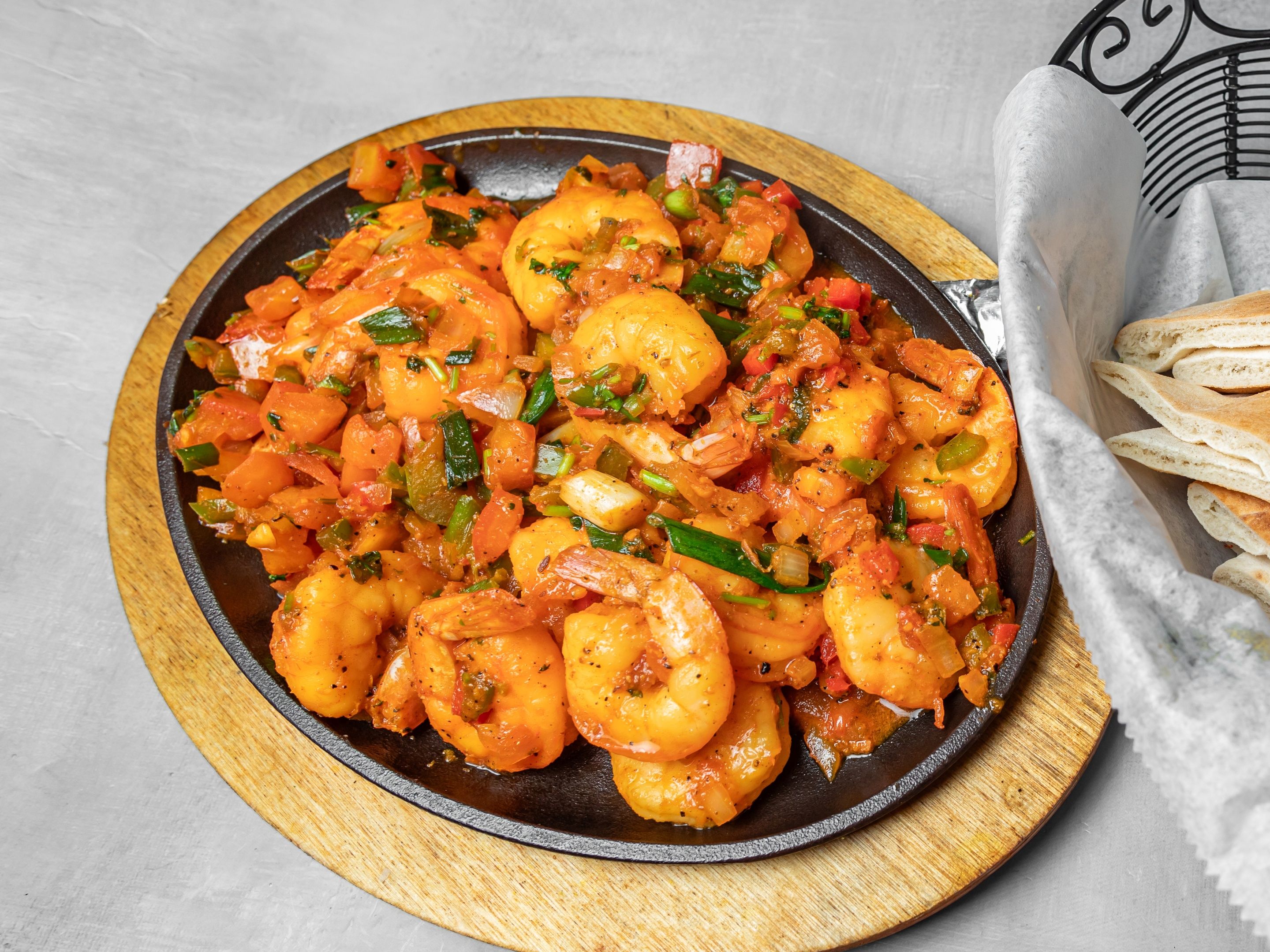 Sautéed Shrimp - صالونه روبيان ناشف.