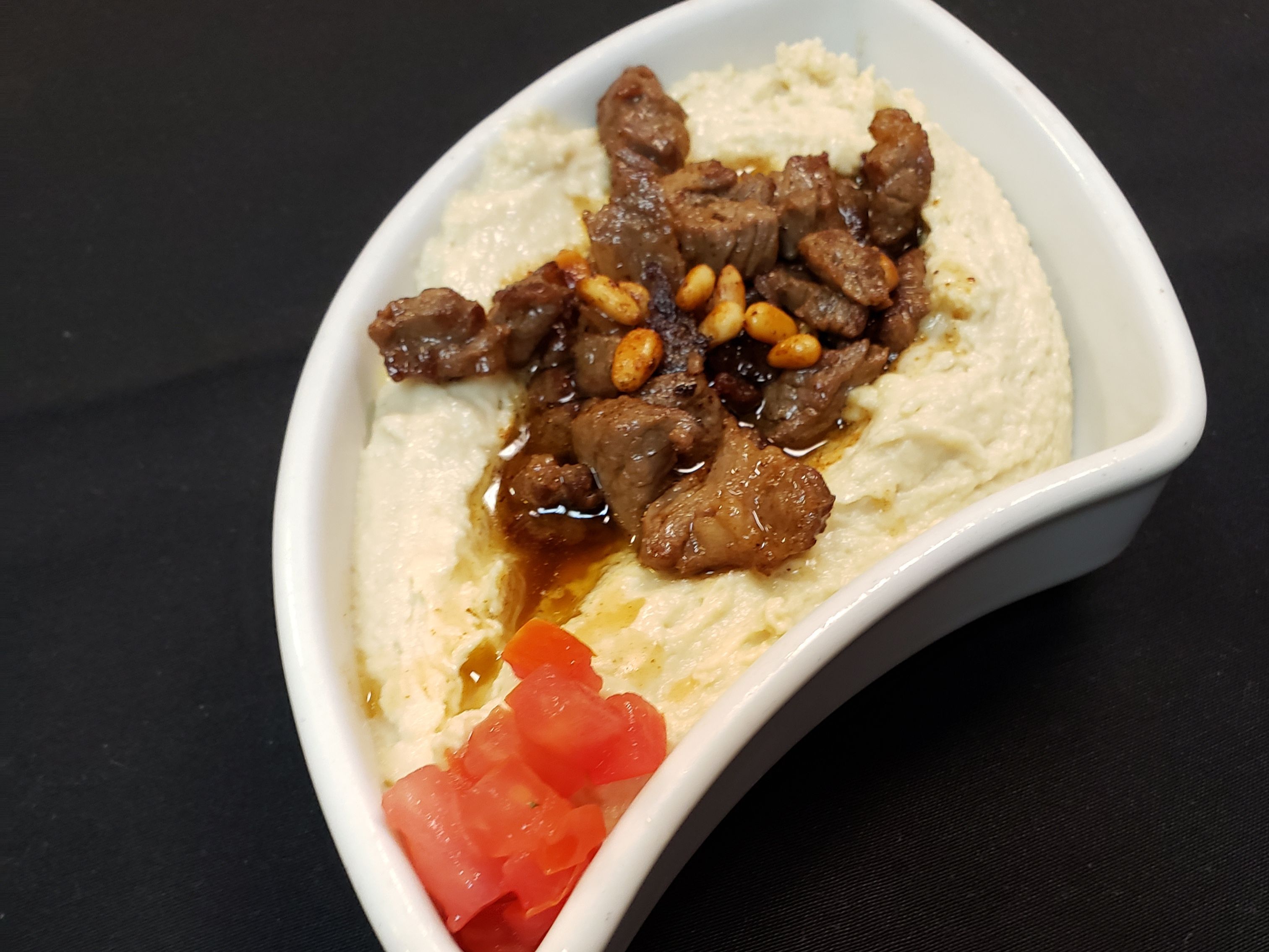 Hummus Bil Lahme.