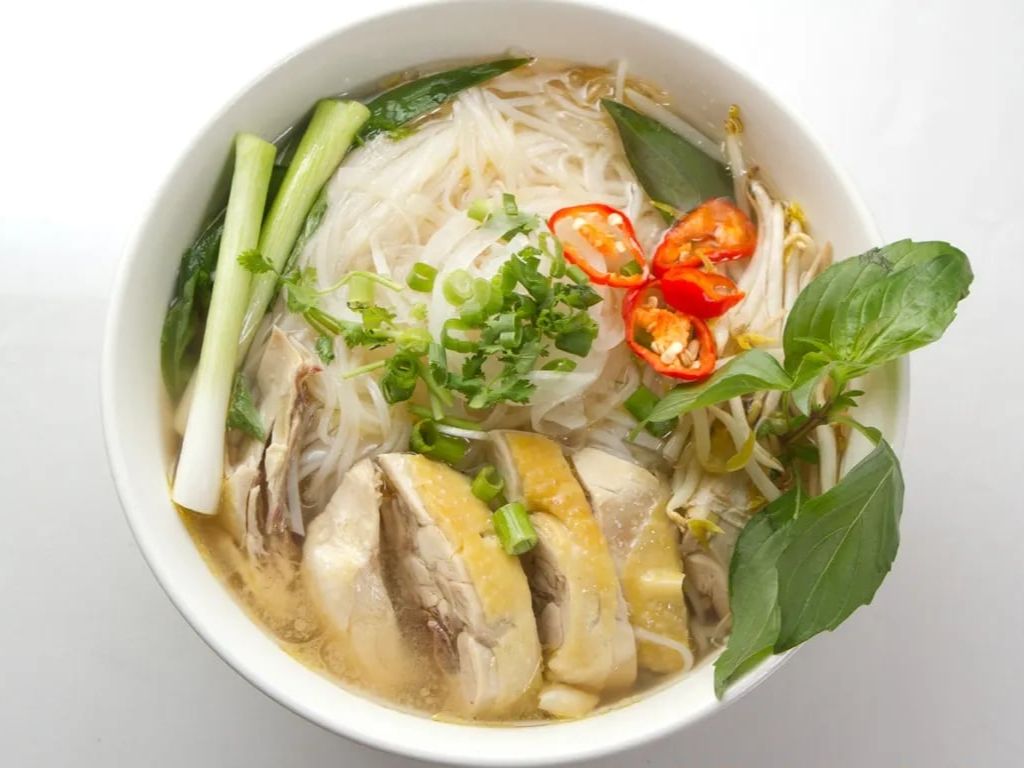 P7. Chicken Veggies Pho.