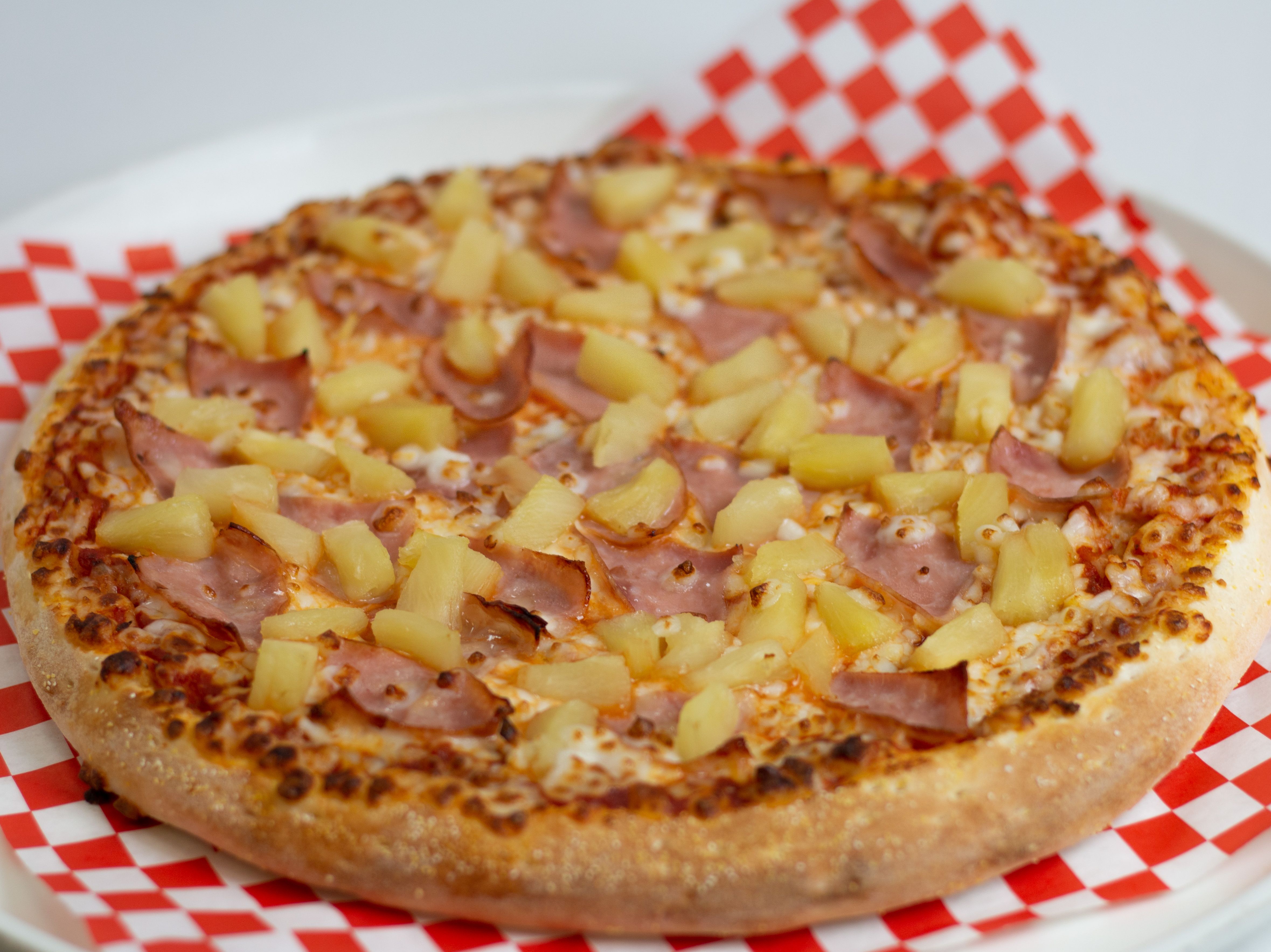 12" Specialty Hawaiian Pizza.