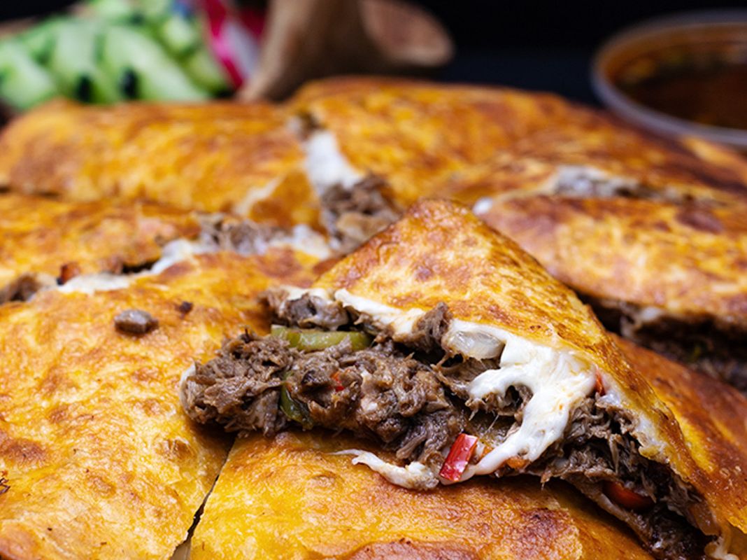 Pizza Birria