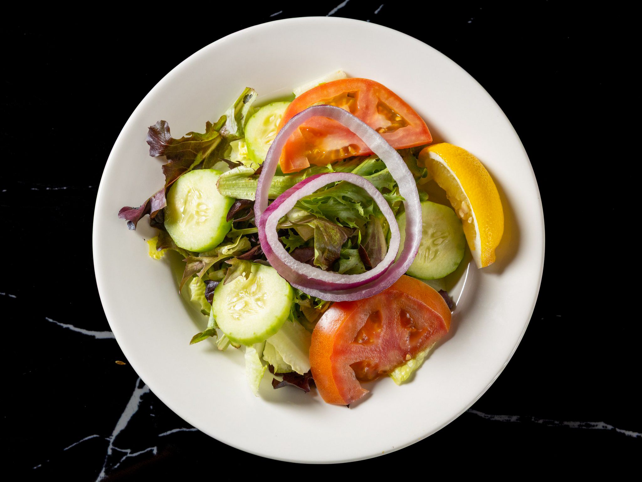 FRESH GARDEN SALAD