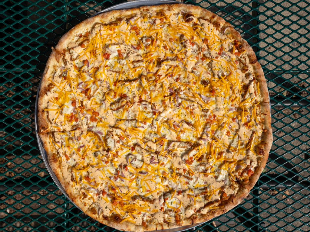 LG Southwestern Chicken Pizza.