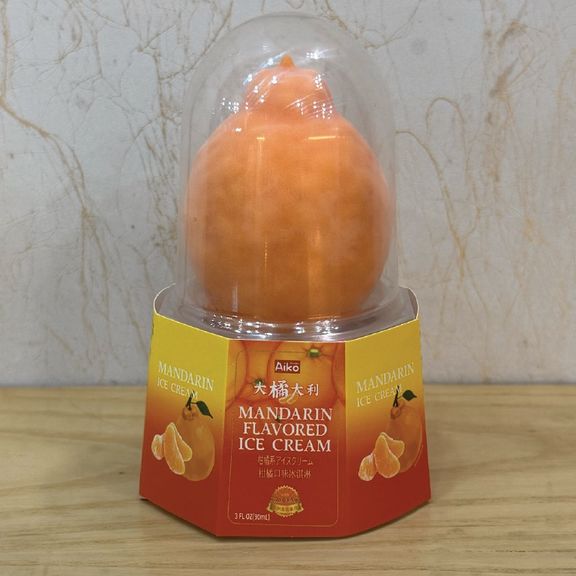 Mandarin-Flavored Ice Cream