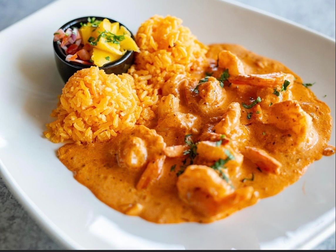 CAMARONES AL CHIPOTLE.
