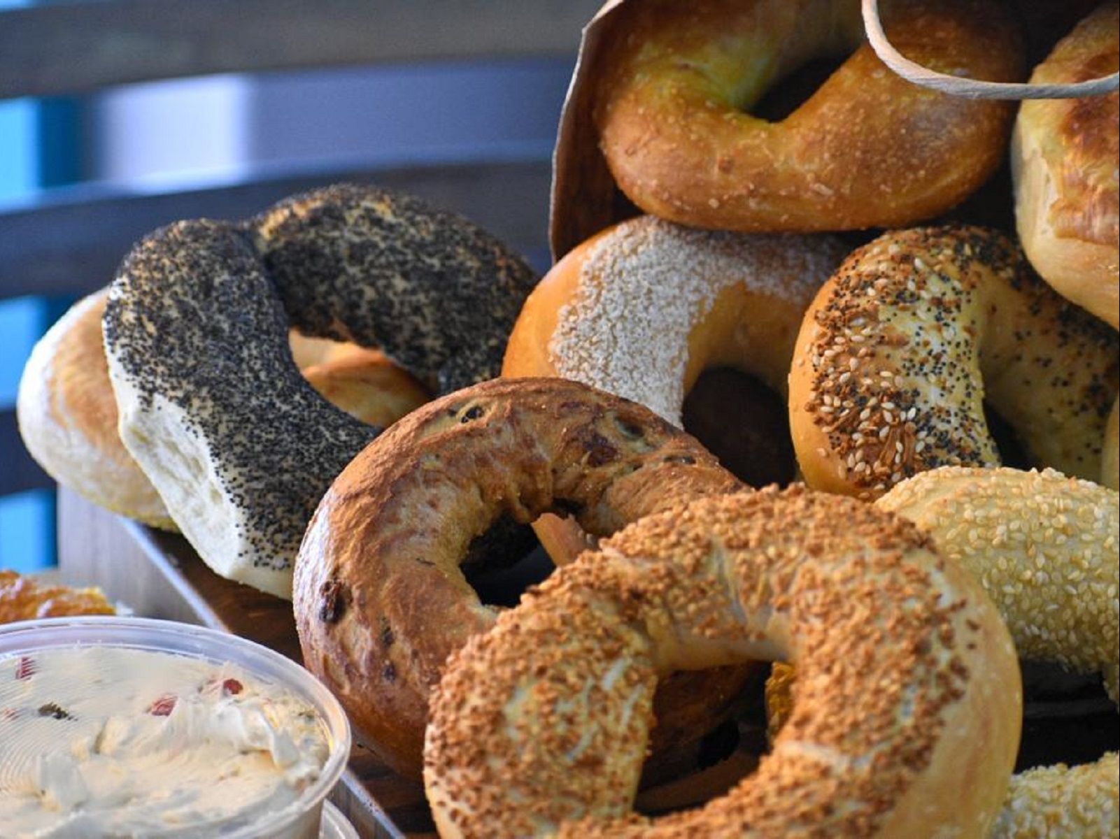 BAKERS 1/2 DOZEN DEAL (7BGLS+1CC).