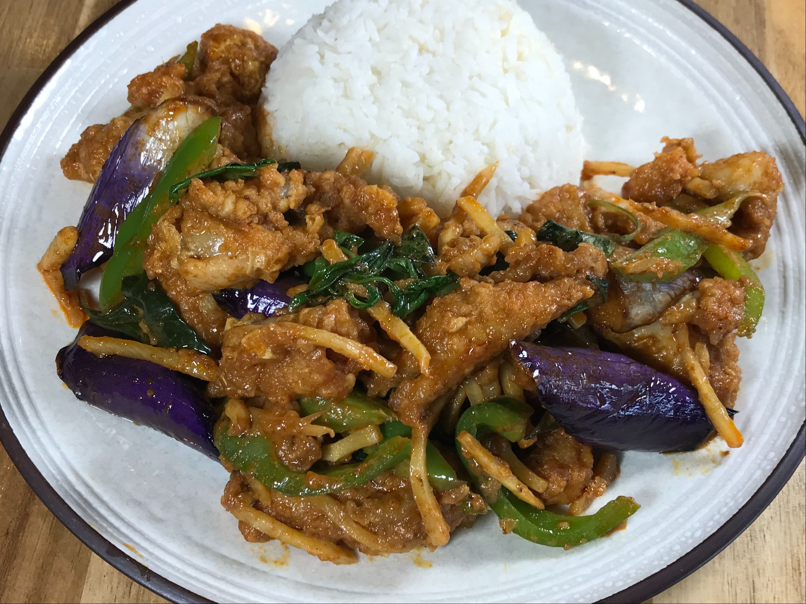 CATFISH CHU CHEE (ปลาดุกฉู่ฉี่).