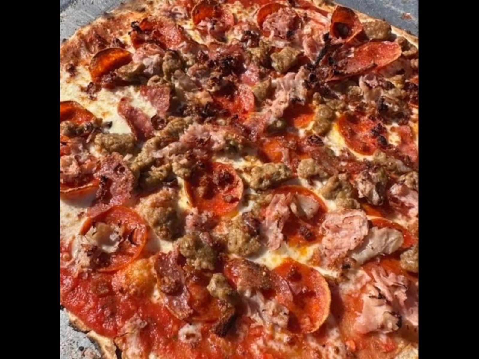 Mighty Meaty Pizza - Big Baby.